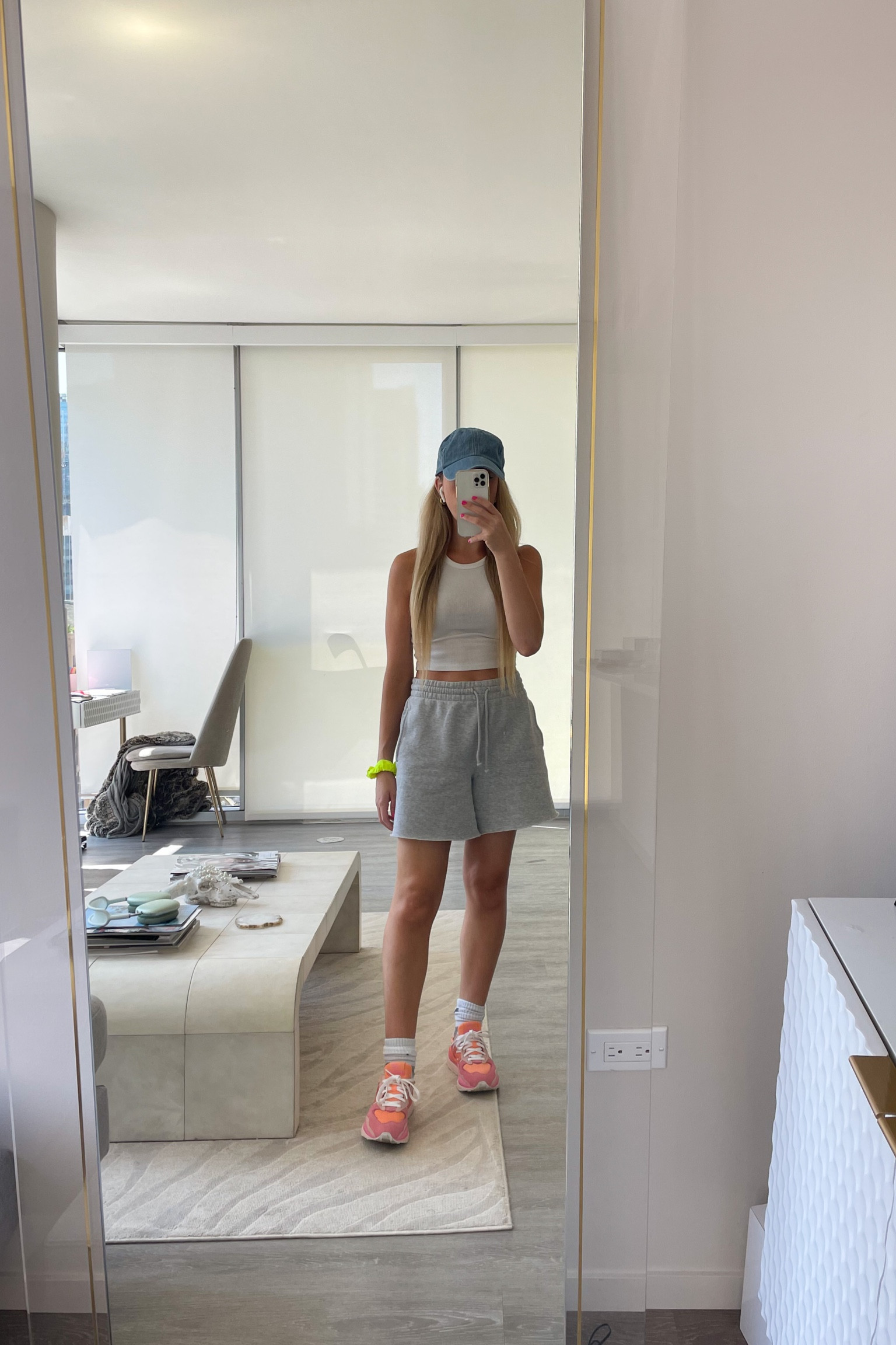 Aritzia
Activewear 
Walking outfit
Fit Outfit 
Sweatpants shorts look 
New balance sneakers 
Workout wear 

#LTKFitness #LTKBacktoSchool 

#LTKshoecrush