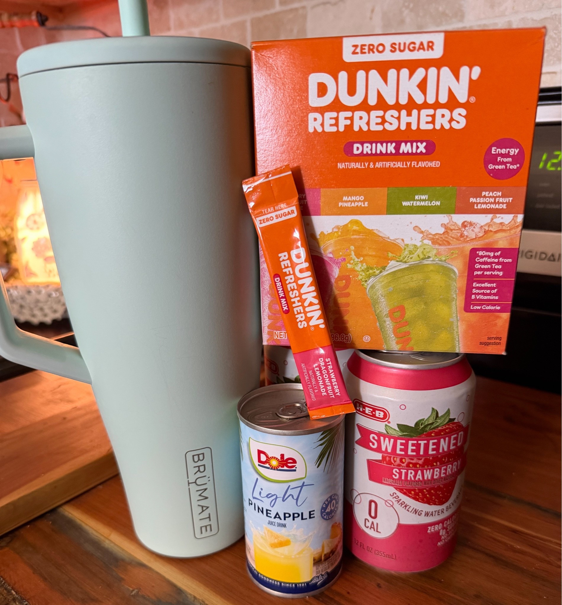 Entry drink Dunkin style

#LTKdayinmylife #LTKgrwm #LTKmomlife