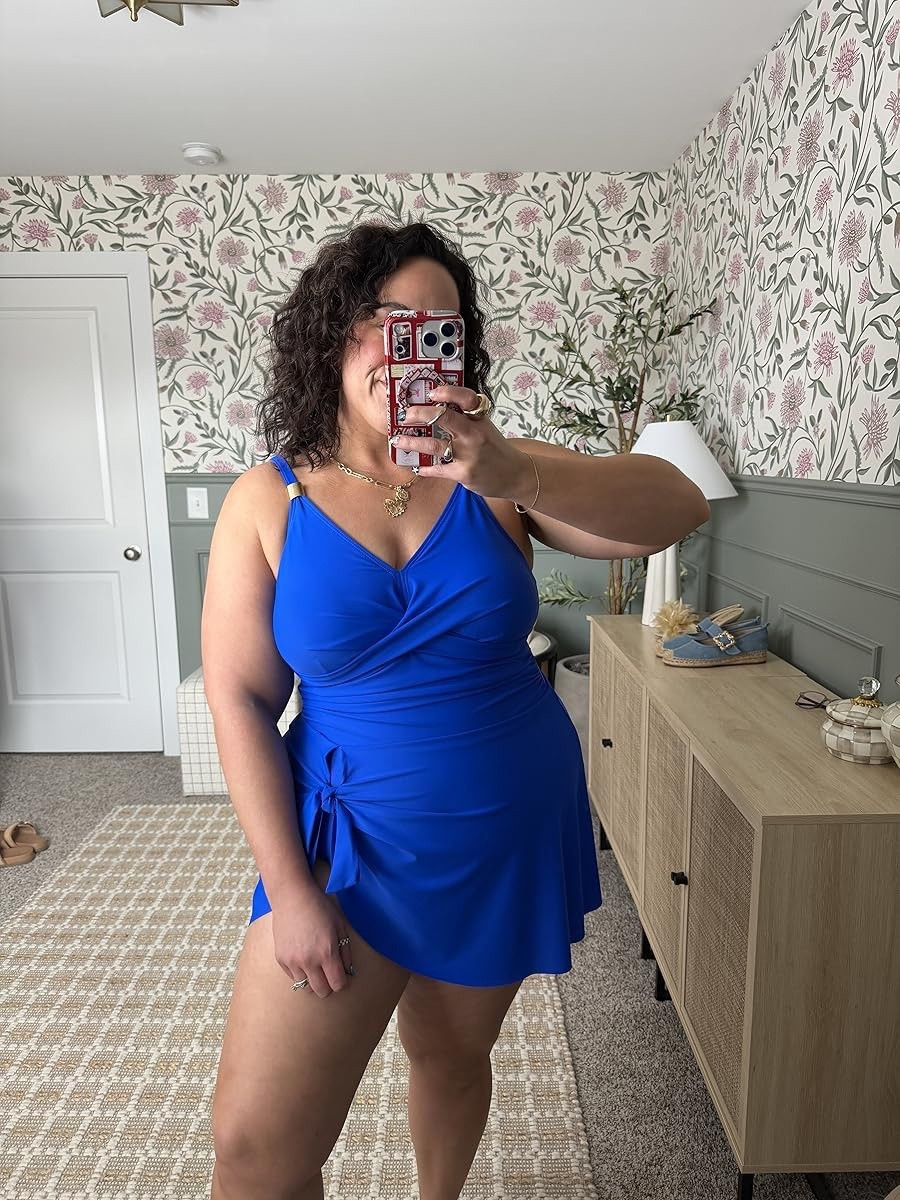 Midsize and momma of 2 approved swimsuit! Perfect for the beach or lake days!! ☀️🤌🏼

#LTKMidsize #LTKSwim #LTKmomlife