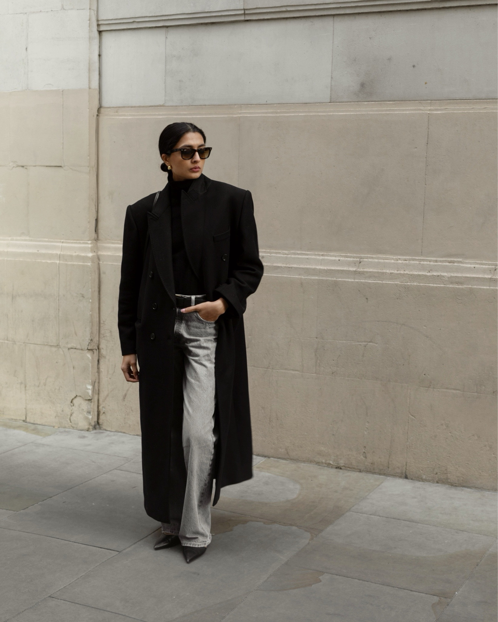 The one and only long black tailored coat you’ll ever need, so classic, so timeless🖤 @cosstores

PR Product | Coat @cosstores



#LTKfindsunder100 #LTKstyletip #LTKeurope