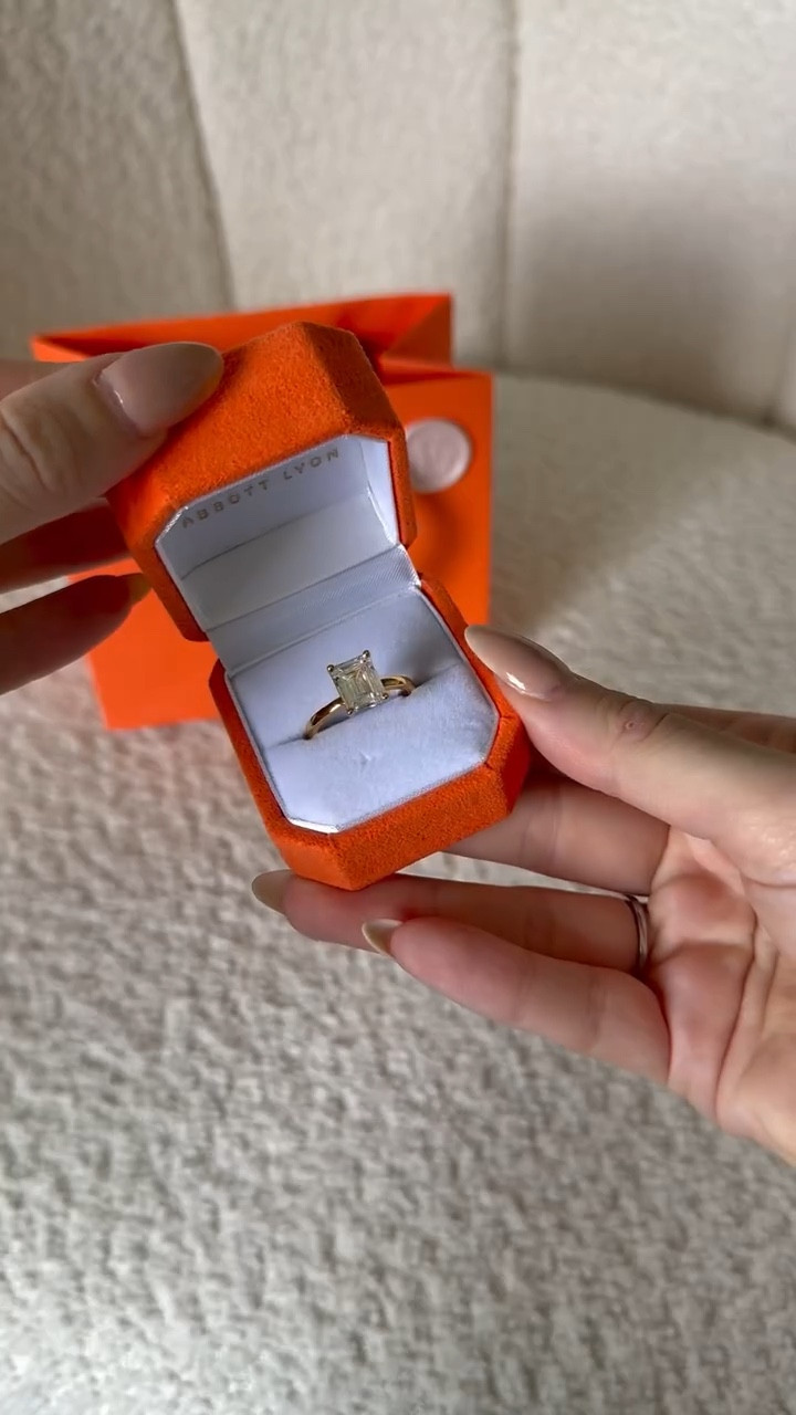 ‘’When you find a ring that literally matches your vibe 💫”
@abbottlyon AD 

Enjoy 15% off when you shop via 
https://community.abbottlyon.com/a/emma.e

#thealcollective #unboxing #ring #jewelleryugc #abbottlyon #ugc #rings #jewellery #leeds #ringunboxing #gifted #ad #pr #collab #brandambassadors #leedsugc #ugcleeds #jewelleryugc #emmaeva #ukugc #affordablejewelry #affordablejewellery #goldjewellery #ringugc #abbottlyonjewellery #abbottlyoncollective #princescut #princesscutring #princesscutdiamond #jewelleryoftheday #alfave