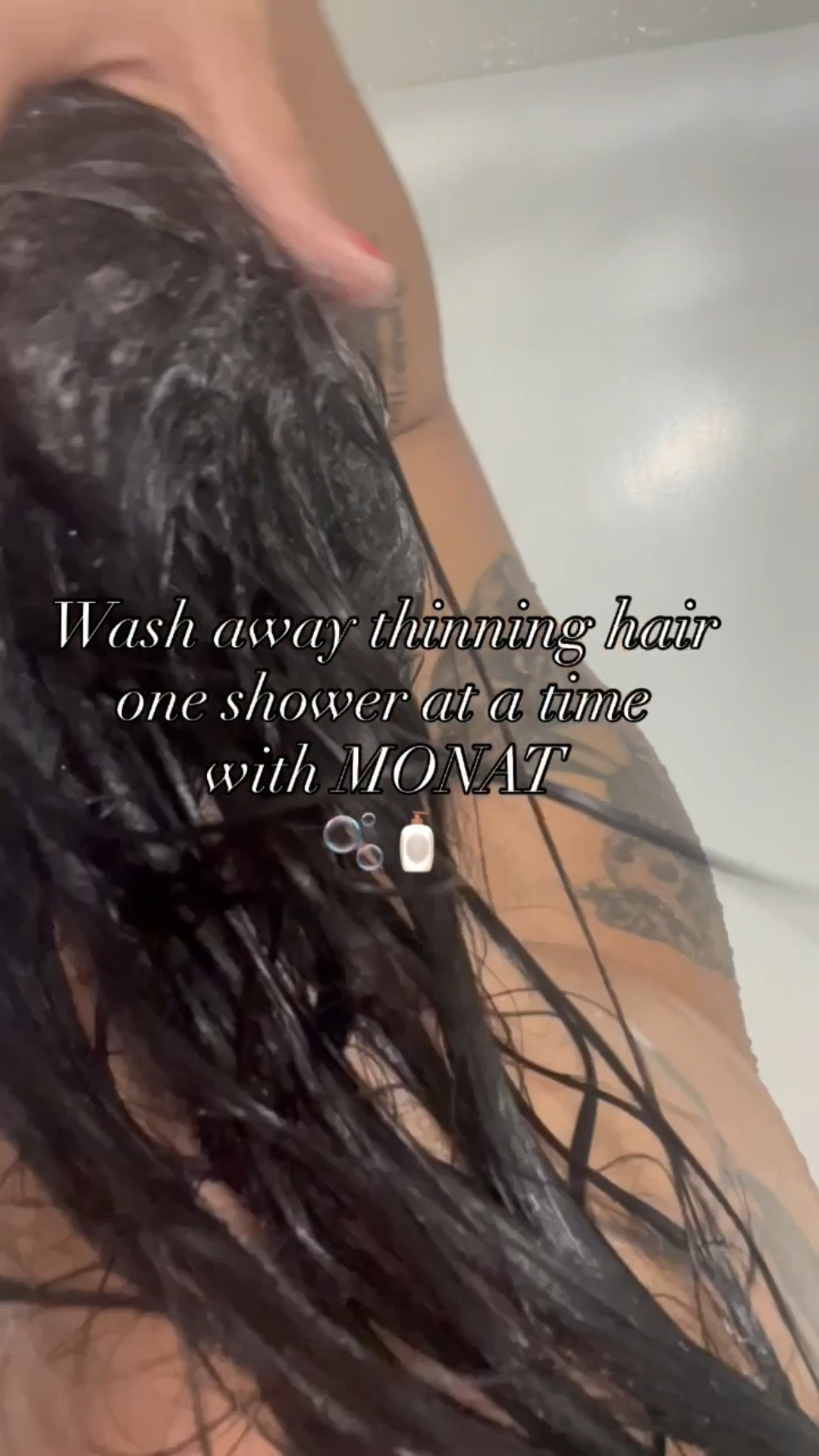 IR Clinical Thickening Shampoo & Conditioner: have rosemary and mint.
Thickens and strengthens the hair and lengthens the growth phase of the hair. 🫧🧴
+
Add Purifying
Vinegar Rinse to your scalp routine
Infused with amino acids, fruit, apple cider vinegar, and REJUVENIQE S™
Purifying Vinegar Rinse will give you the clean-feeling hair you want on non-wash days while removing any build up on the scalp!
✨DM me to Switch to Monat today✨

#irclinicalmonat #MonatACV
#MONAThairgoals