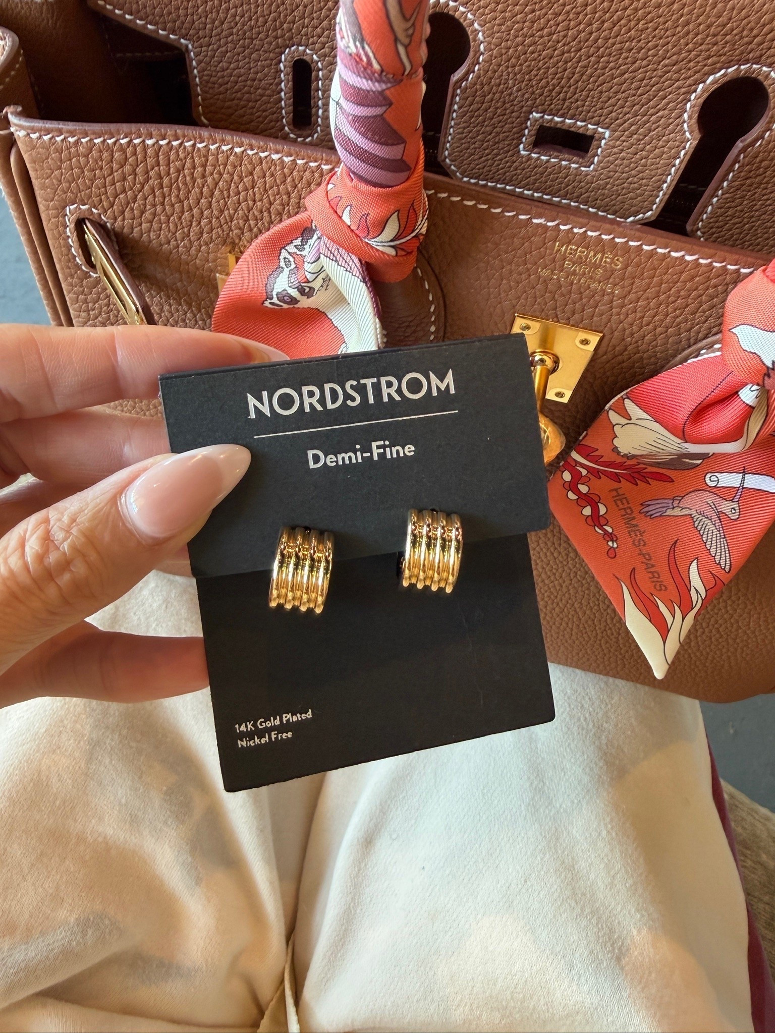 An NSALE favorite! These cute huggies! Linking more jewelry finds! 

NSALE, Nordstrom Sale, Nordstrom finds, Nordstrom jewelry, Nordstrom beauty, Nordstrom fashion, Emily Gemma

#LTKBeauty #LTKSaleAlert #LTKdayinmylife