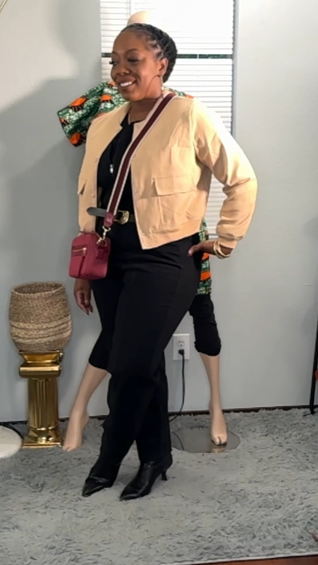 •
* Fall is here, and so
is the perfect opportunity to elevate your wardrobe. Are you ready to strut your stuff in stylish boots and chic jumpsuits?
I just found the cutest jumpsuit that's not only super comfortable but also versatile enough to dress up or down! Whether you're brunching with friends or enjoying a cozy day out, this outfit is a must-have for your fall collection. &
What's your go-to outfit for fall? Let me know in the comments! 4
#FallFashion #JumpsuitLove #ChicAndComfy


#LTKMidsize #LTKU #LTKOver40
