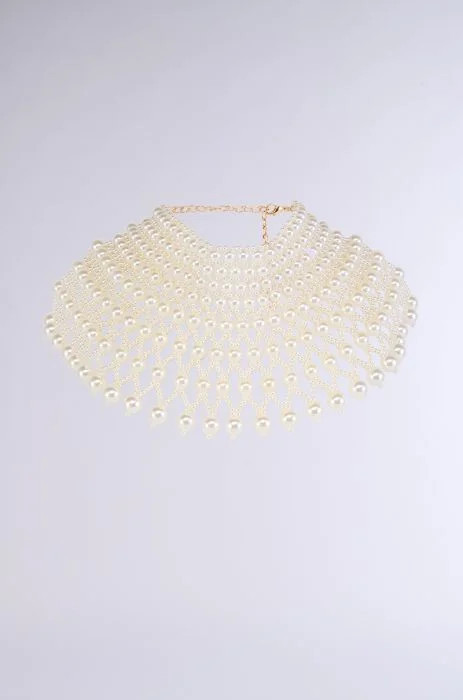 THIS IS THE MOMENT NECKLACE in WHITE | AKIRA