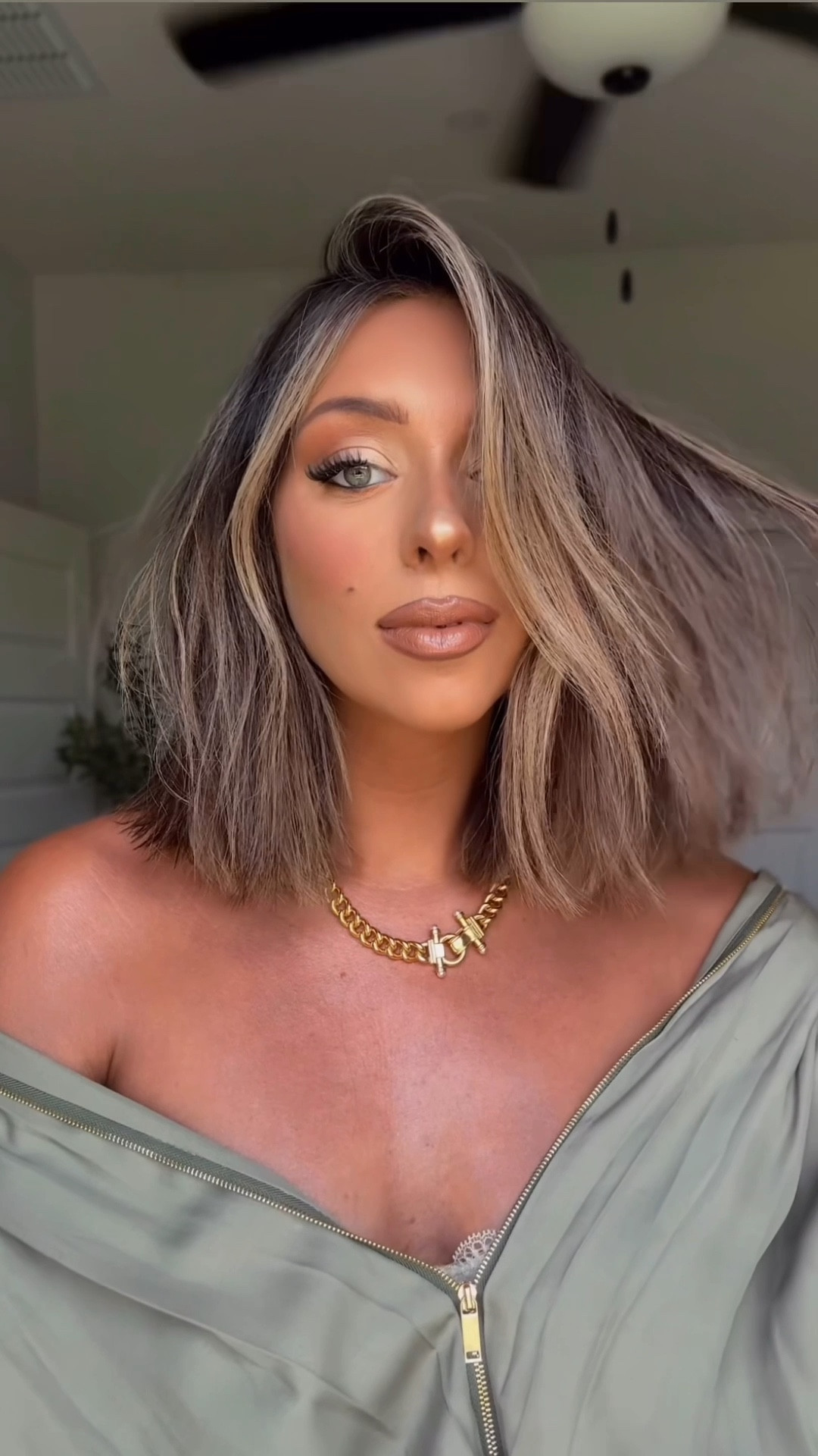 How I quickly style my short hair! 🫶🏼

#LTKBeauty #LTKgrwm #LTKootd