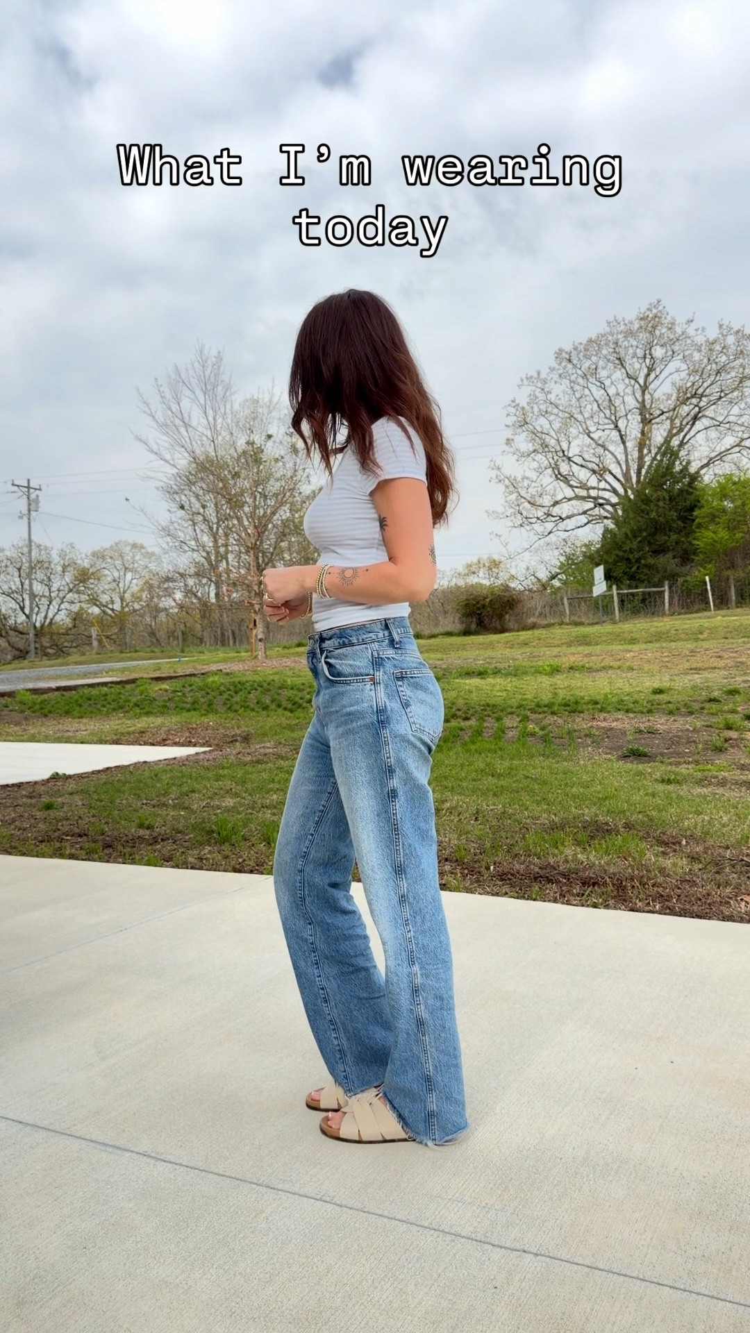 My outfit today :) 27” @Reformation jeans   and small @Aritzia top 

#LTKgrwm #LTKootd