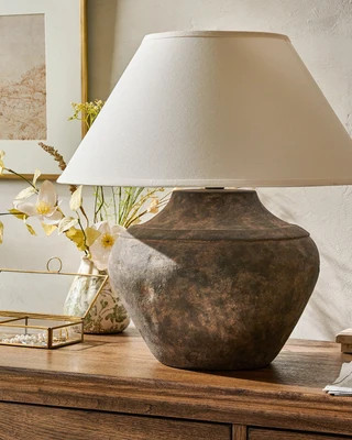 Valencia Table Lamp | Magnolia