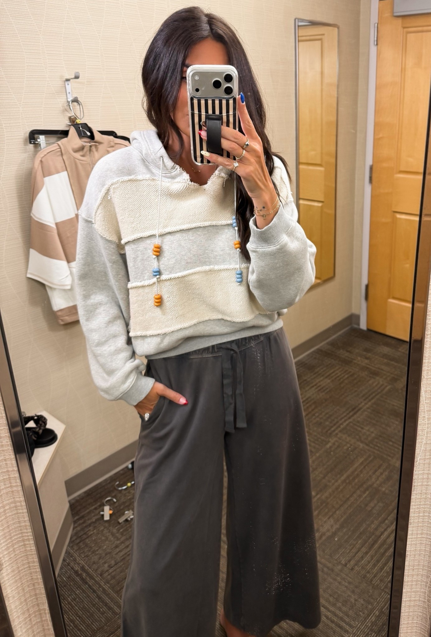 Free People hoodie size small

#LTKgrwm #LTKootd #LTKdayinmylife
