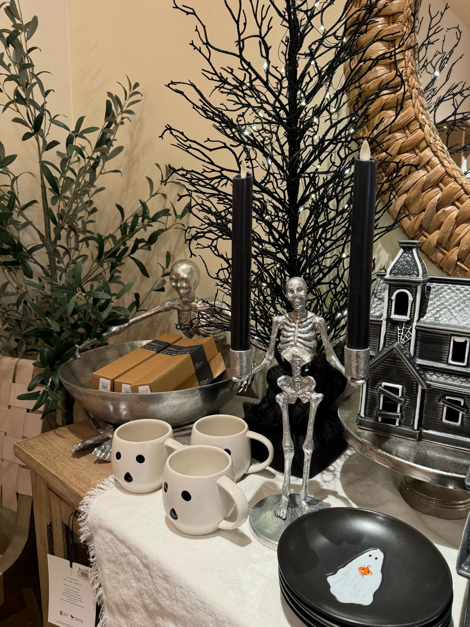 I’m starting to spy 👀 lots of spooky stuff! 👻 💀 Who’s ready for Halloween? #SpookySeason #HalloweenFinds #Halloween2024 #Halloween #HalloweenDecor