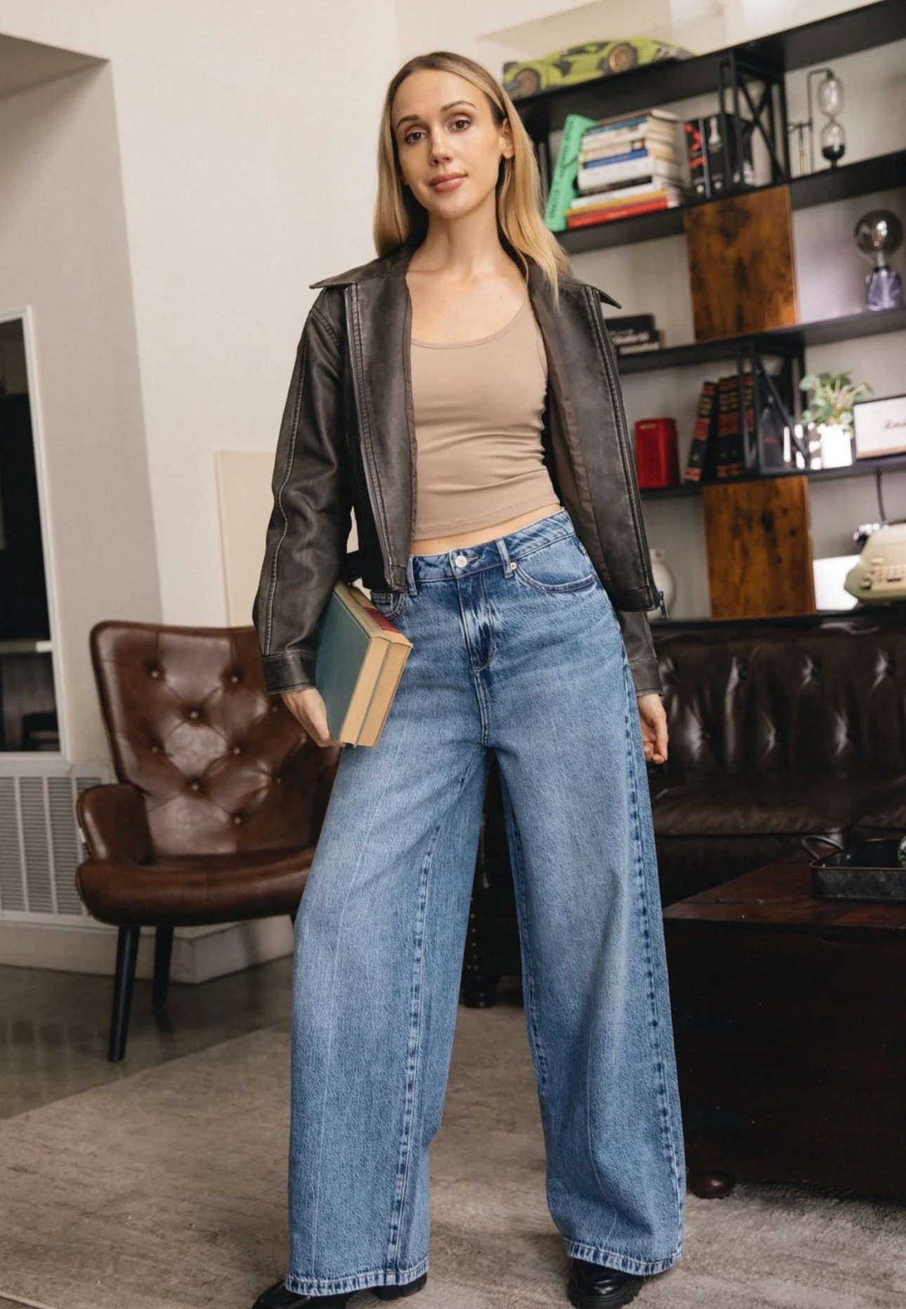 Wide leg mid rise jeans