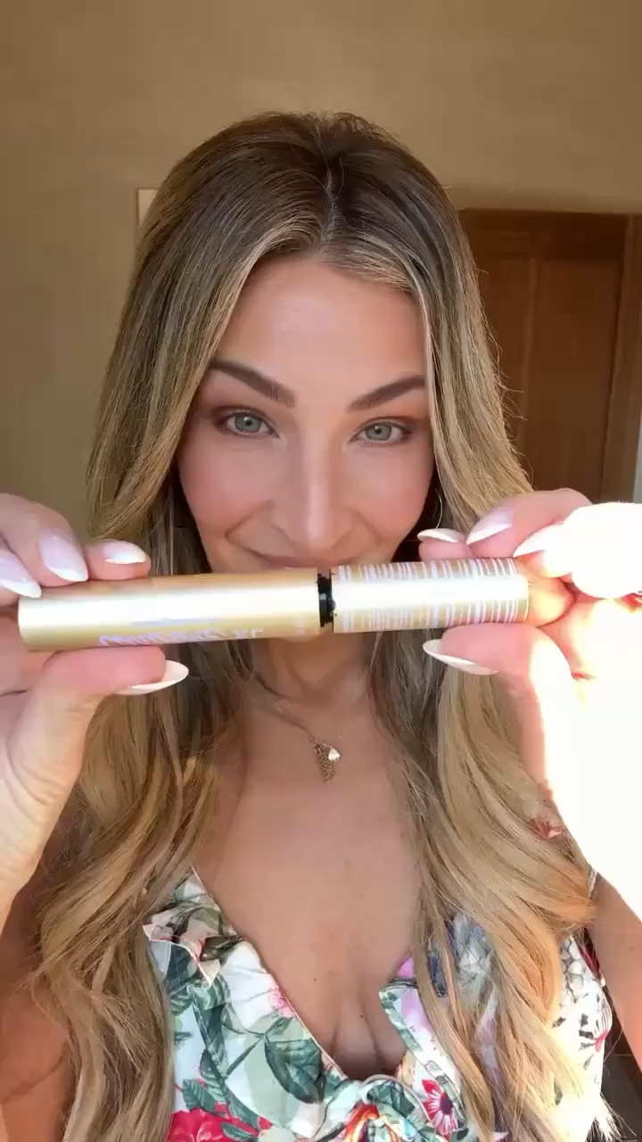If you still haven’t tried tubing mascara, what are you waiting for?!

#LTKBeauty #LTKdayinmylife #LTKmorningroutine
