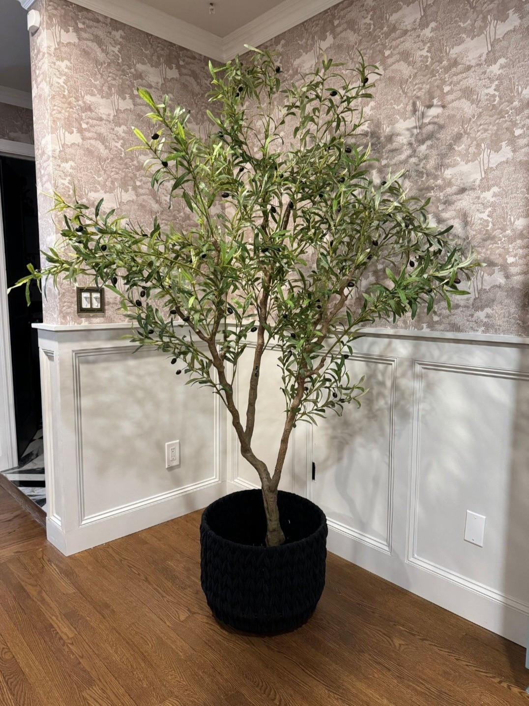Olive tree. Artificial tree. Faux tree. Artificial olive tree. Faux oliver tree. Indoor decor.  Home decor.

#LTKHome