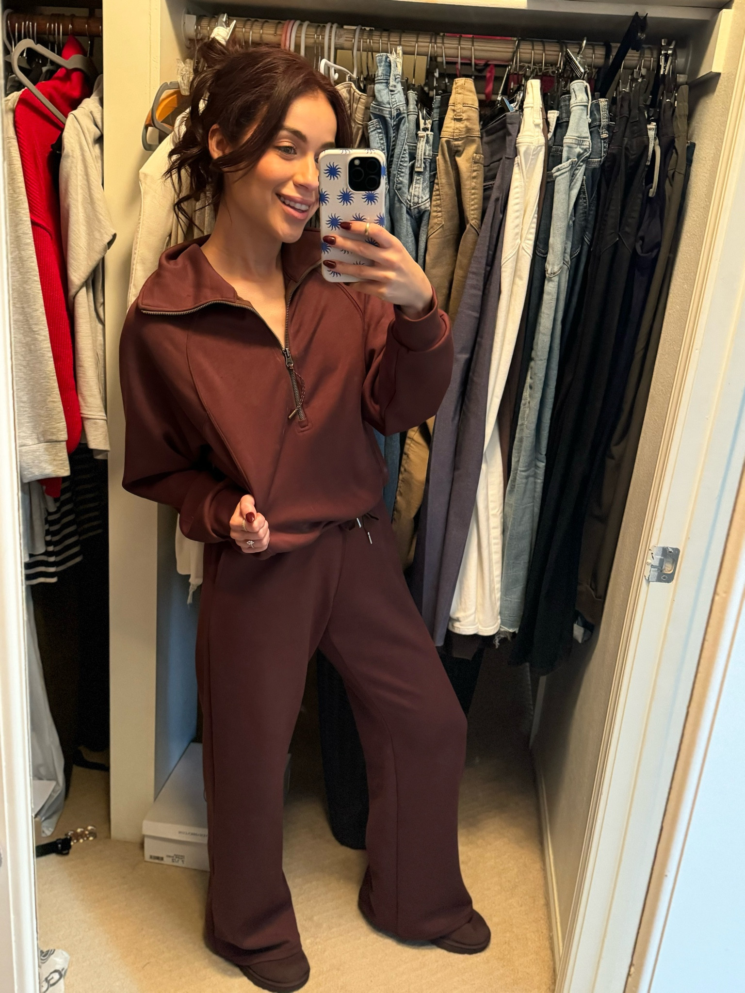 Spanx lookalike but an Amazon lounge set 🤎

#LTKSeasonal #LTKFindsUnder100 #LTKStyleTip