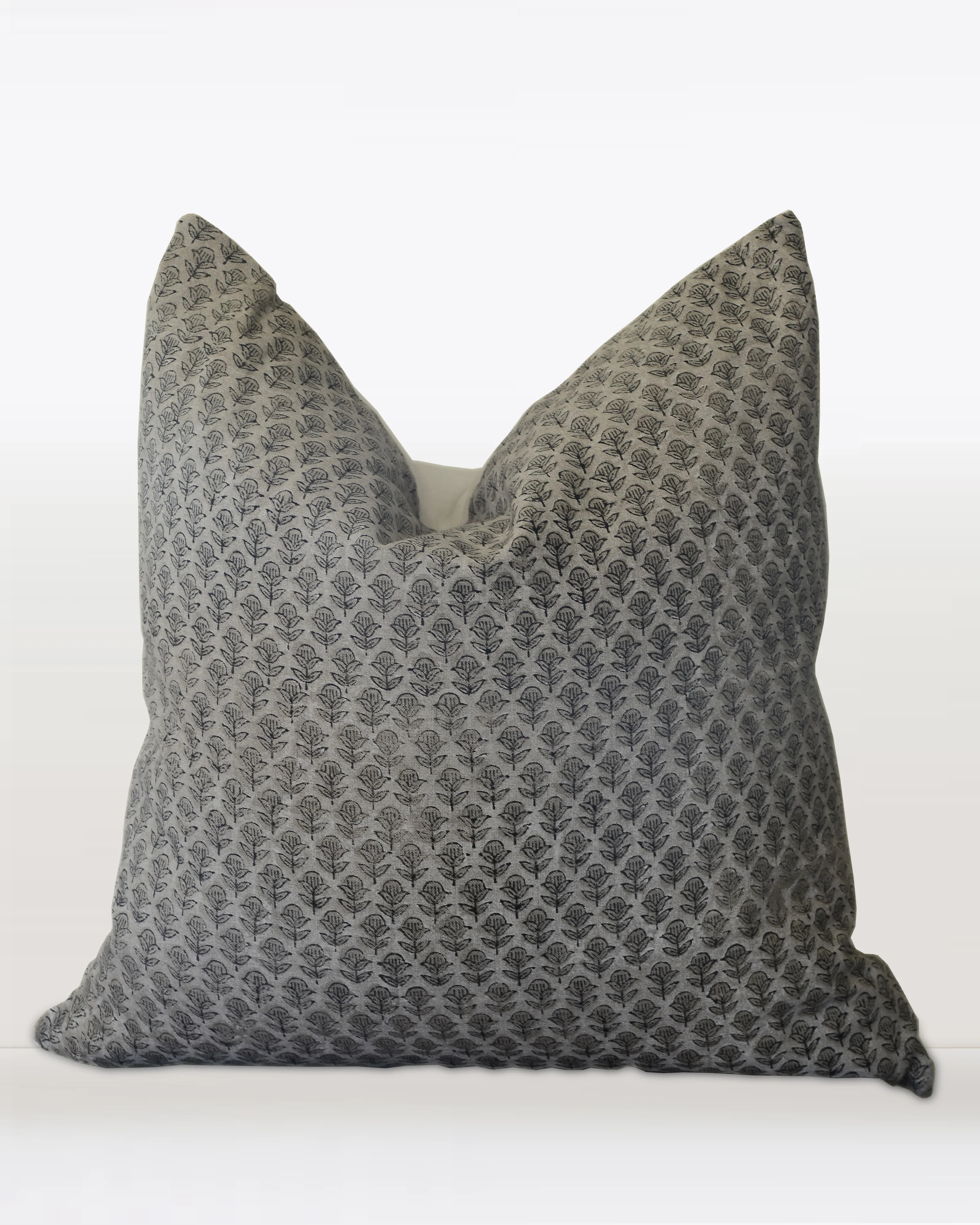 Floriane | with lavender and grace