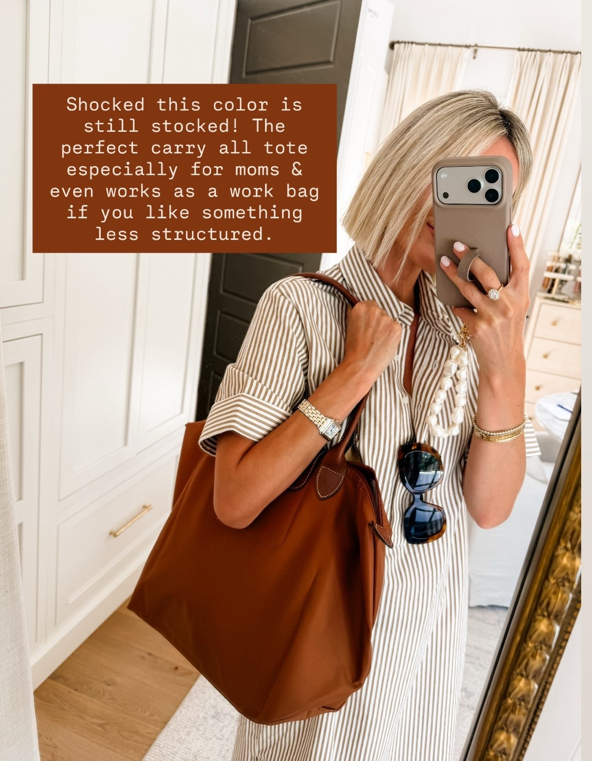 The perfect neutral tote bag for fall! You could definitely use this for work or just for everyday! 

Loverly Grey, Longchamp tote, neutral tote, everyday tote bag, brown tote bag
