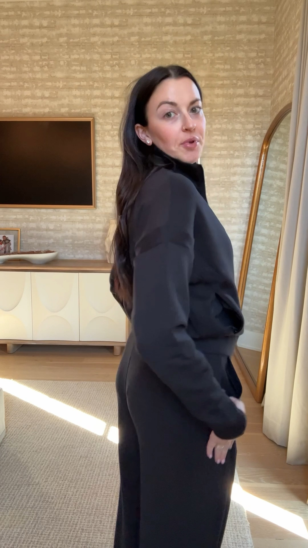 You can never go wrong with @spanx Air Essentials!! So luxurious and the cut is 10/10. Great travel outfit. Use TIABXSPANX for 15% off

#LTKootd #LTKSaleAlert #LTKTravel