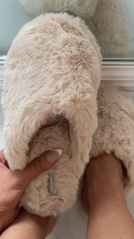 Cozy slippers from Amazon

#slippers #amazonslippers #fauxfurslippers

#LTKFindsunder50

#LTKxPrime #LTKSeasonal #LTKstyletip