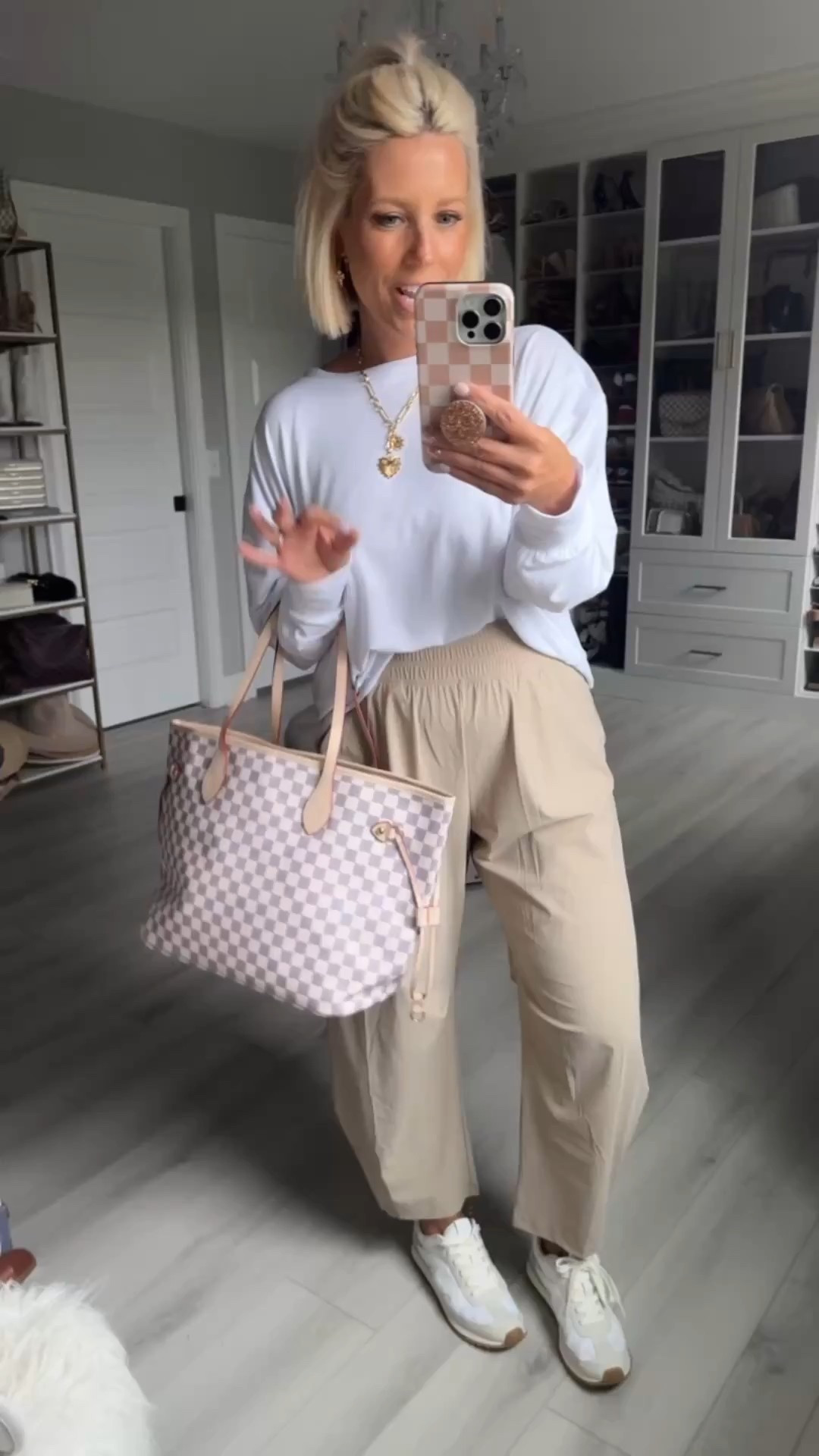 I’m so excited these pants finally restocked and are 40% off right now!!! Wearing size small and they run roomy! 

#LTKStyleTip #LTKFindsUnder50 #LTKSaleAlert