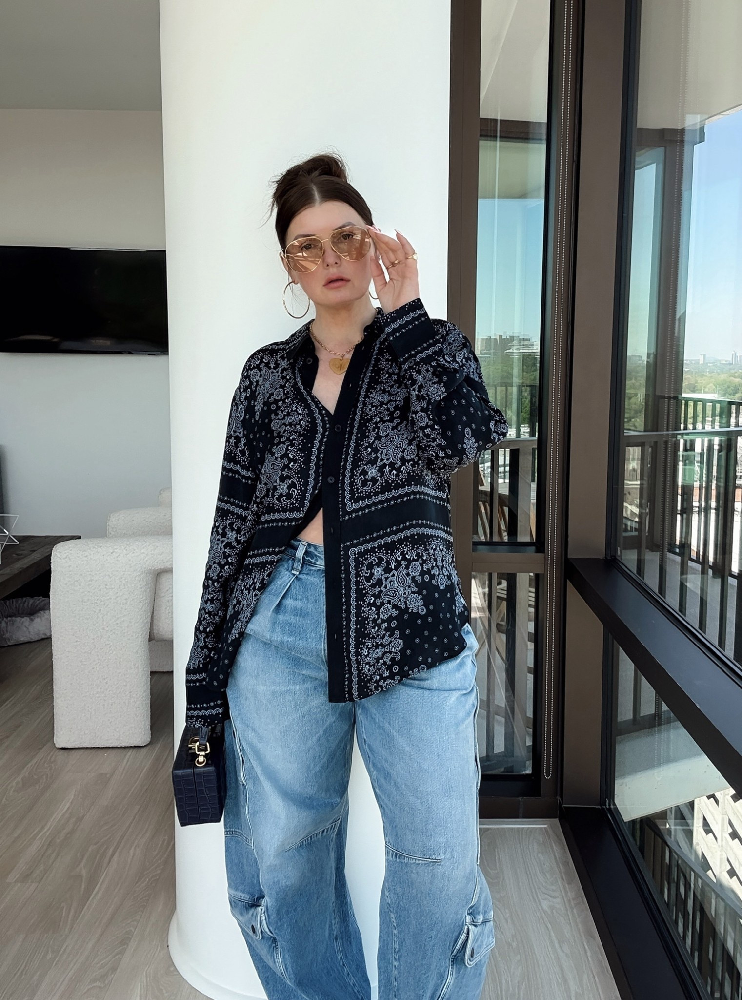 I sized up twice in the button up and denim. Denim, 1 size up would be good too. True size if you want a slimmer fit



#LTKWatchNow

#LTKWatchNow #LTKSeasonal

#LTKWatchNow #LTKSeasonal

#LTKSeasonal