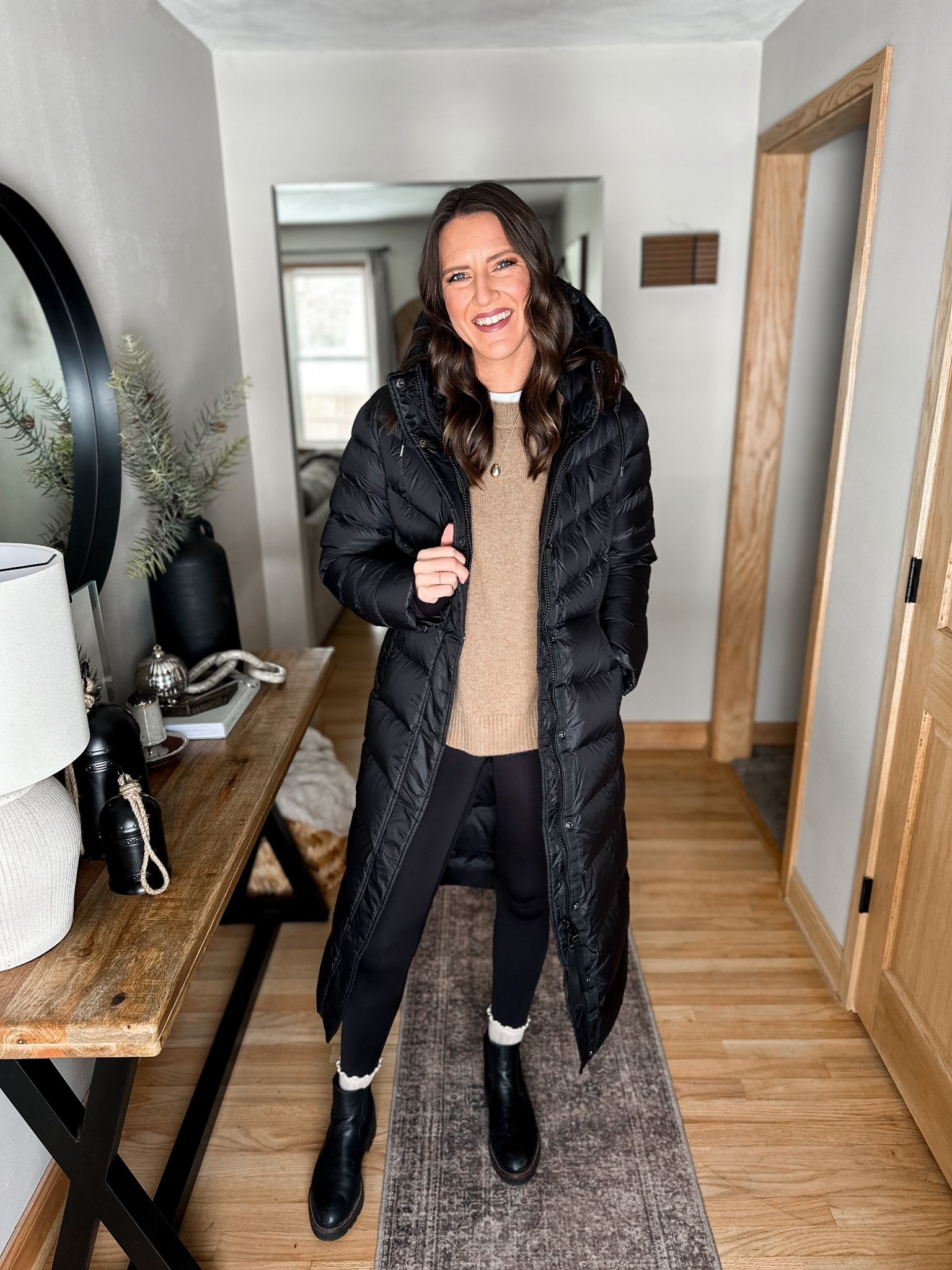 I have some amazing winter staples from @onequince to share with you today! First off, this jacket is everything! Insanely cozy while still looking totally elevated. It will be perfect for these Midwest winters. Also, if you haven’t tried their cashmere sweaters, you definitely should. They are such a staple and are easy to dress up or down. These pieces will be perfect for my winter capsule. #ad #quincepartner 