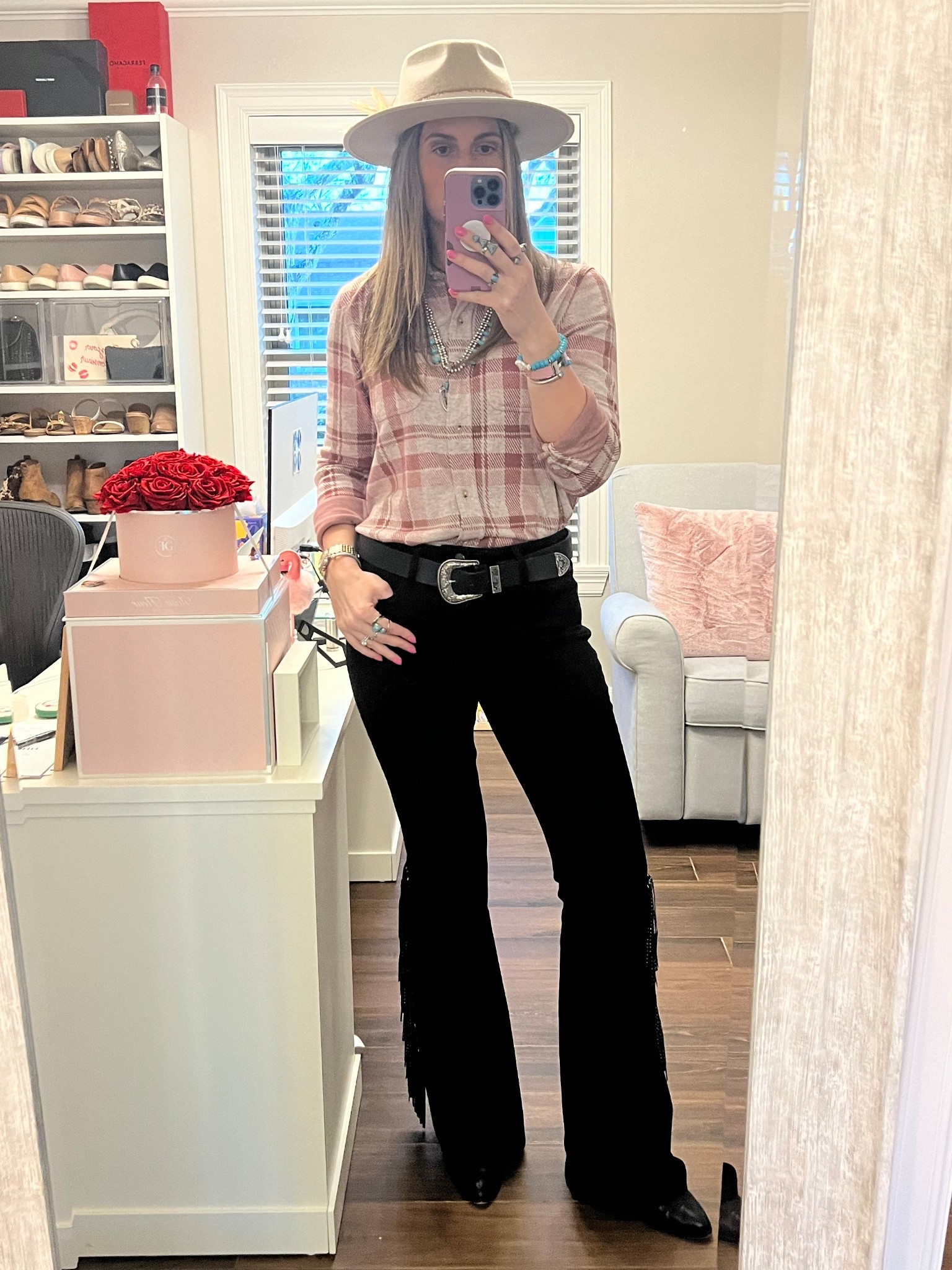 I’m Houston Rodeo ready! 🤠 How many of these western inspired staples do you have? Time to stock up! We’ve got one week left!

✔️ Plaid Button Down
✔️ Cowboy Hat
✔️ Turquoise Jewelry
✔️ Western Inspired Belt
✔️ Flared Fringe Jeans
✔️ Black Western Inspired Boots

#LTKStyleTip #LTKOver40 #LTKFindsUnder100