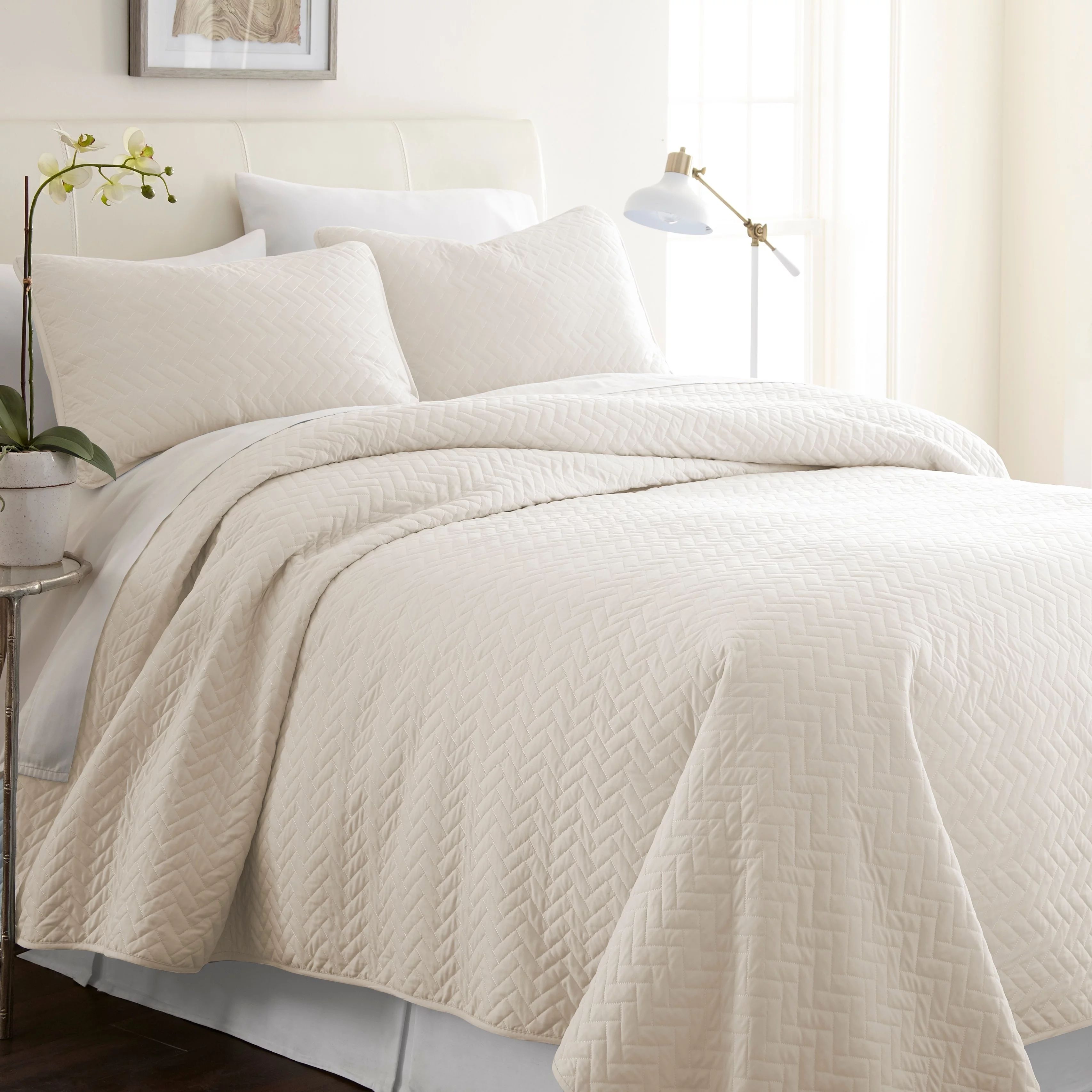 Ivory Herring Pattern Quilted Coverlet, King / CalKing, by Noble Linens - Walmart.com | Walmart (US)