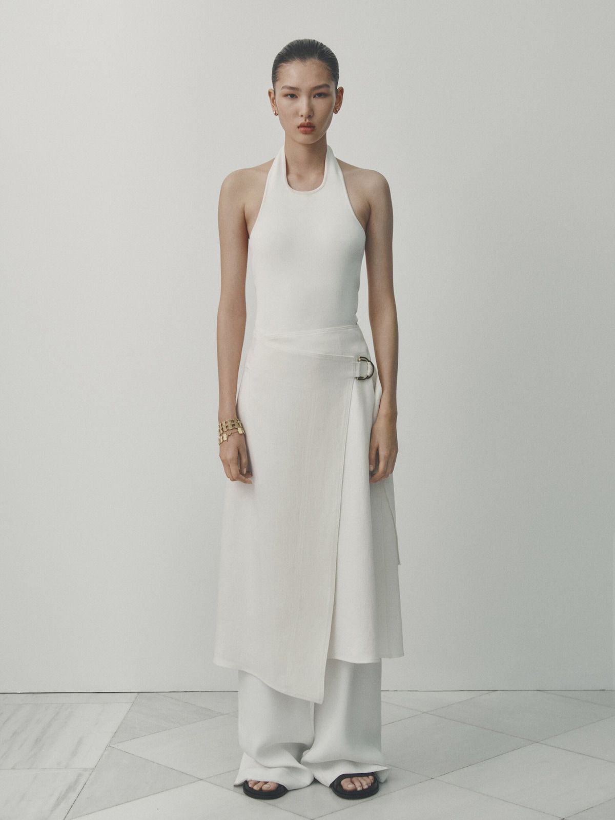 Linen blend wrap midi skirt with buckle | Massimo Dutti DE