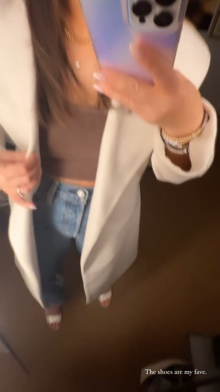 Casual Vegas outfit. Jeans have minimal stretch, but are comfy, high rise, and although they are cropped… they are ankle length on my 5’1” petite frame  

#LTKfindsunder100 #LTKstyletip #LTKsalealert