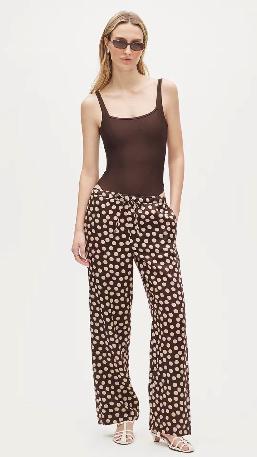 Linen pant in French Press
Too soon to buy? Love ‘❤️’ this post to get a price drop notification. 
🔗https://bit.ly/RBHOUSEWIFE

#LTKSeasonal #LTKootd