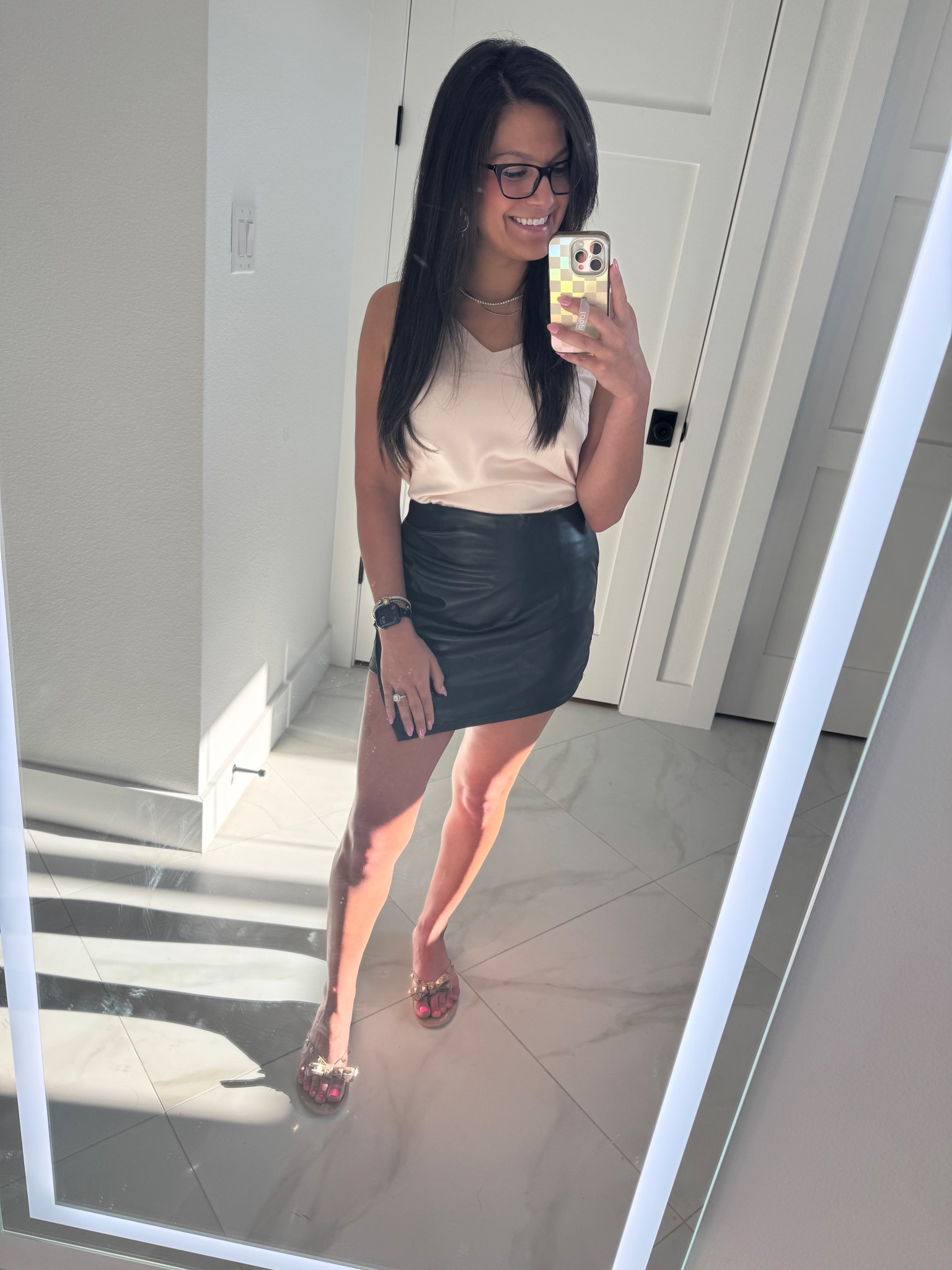 Date night outfit. This is the most comfortable and stretchy skort! 

#datenight #amazon #amazonfashion 

#LTKWorkwear #LTKFindsUnder50 #LTKPetite