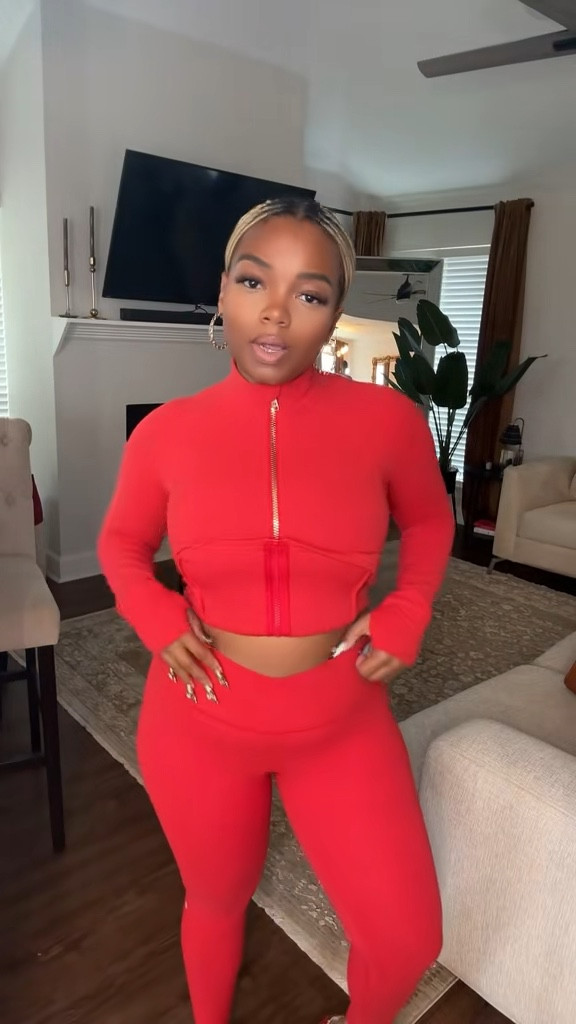 Babyyyyyy Glowmode got me in a chokehold okkkkk 

Search GLOWMODE on SHEIN. Use my Code Chelsea2026 to get 15% off.

#LTKfitnessgoals #LTKootd #LTKValentine