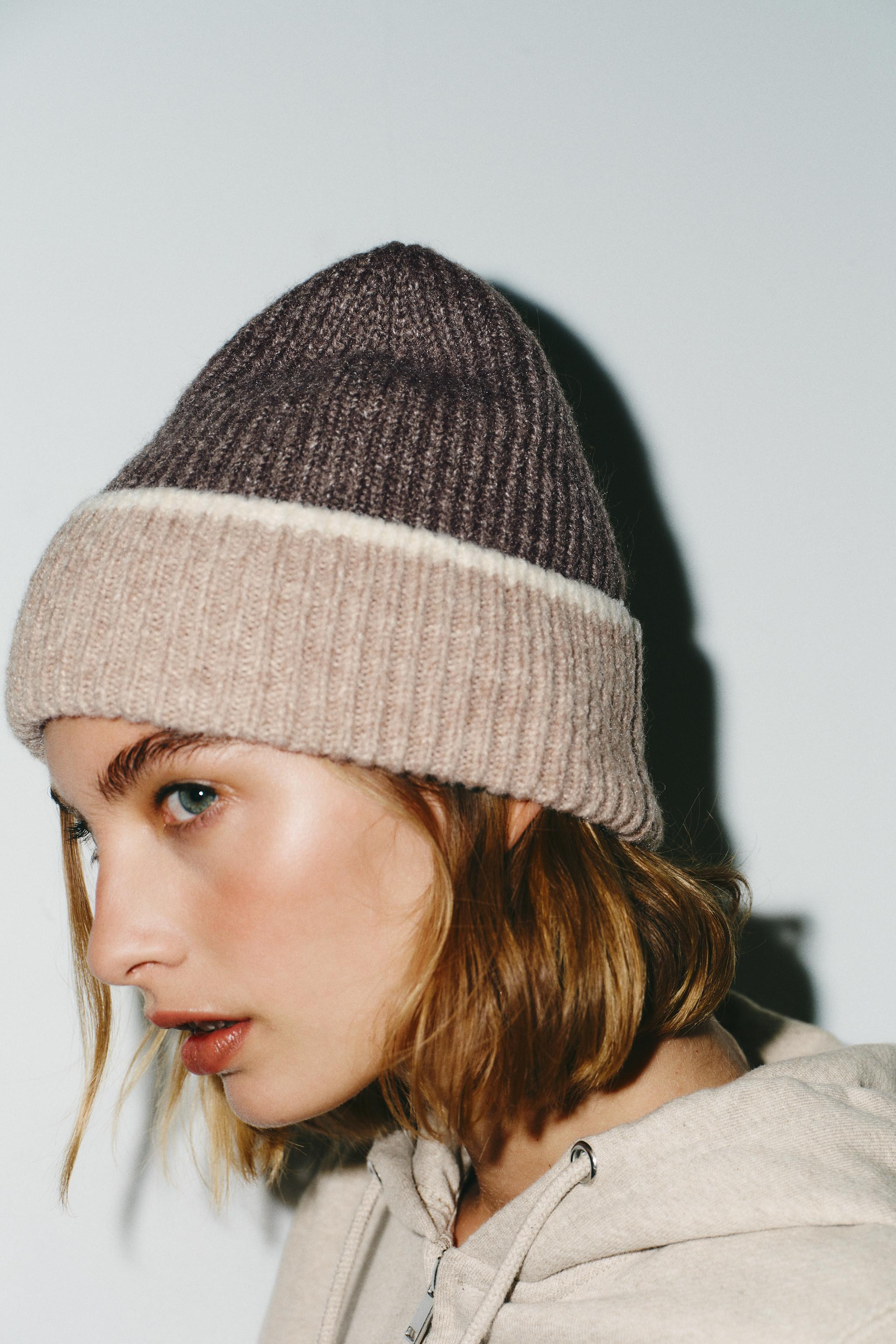 CONTRAST KNIT BEANIE | Zara US