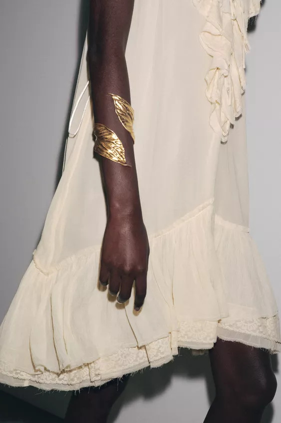 METAL LEAF BRACELET | Zara Canada