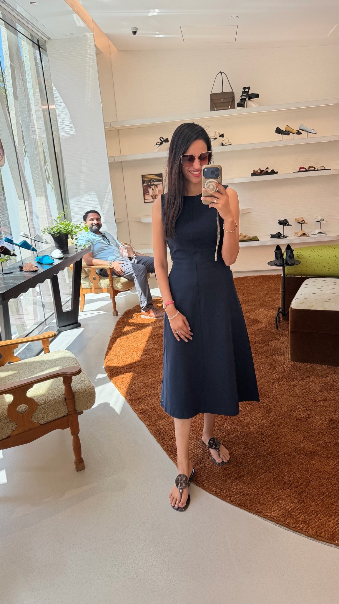 Shopping or just hanging out?

#LTKootd