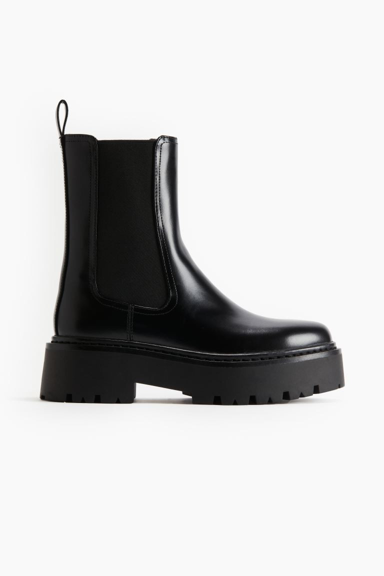 Chunky Chelsea Boots - Low heel - Black - Ladies | H&M US | H&M (US + CA)