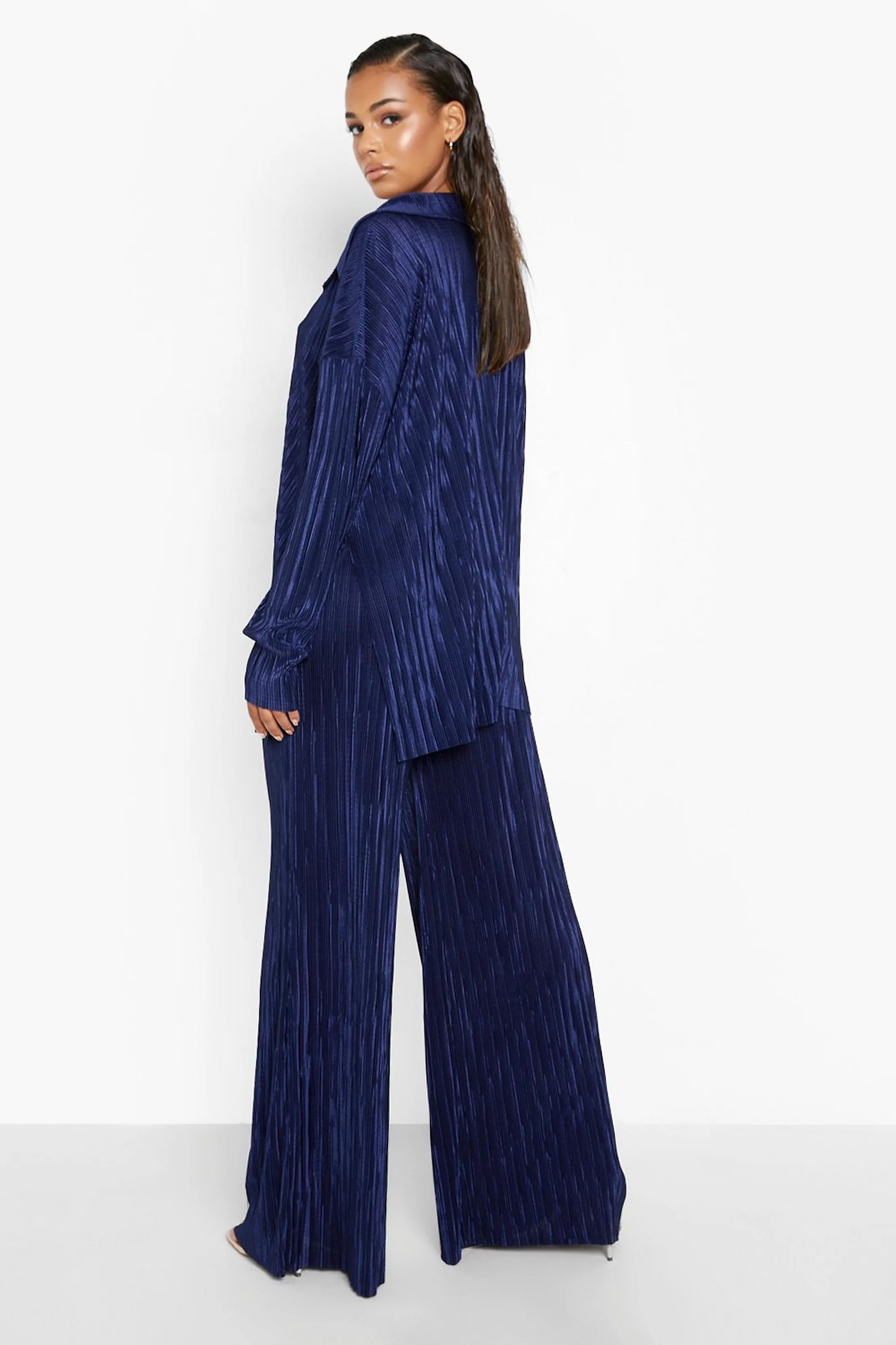 Plisse Floor Sweeping Wide Leg Pants | Boohoo.com (US & CA)