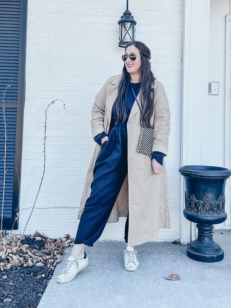 A classic trench coat is a closet staple. They are effortless and can make any outfit feel and look chic 🖤 

#LTKsalealert #LTKstyletip #LTKitbag