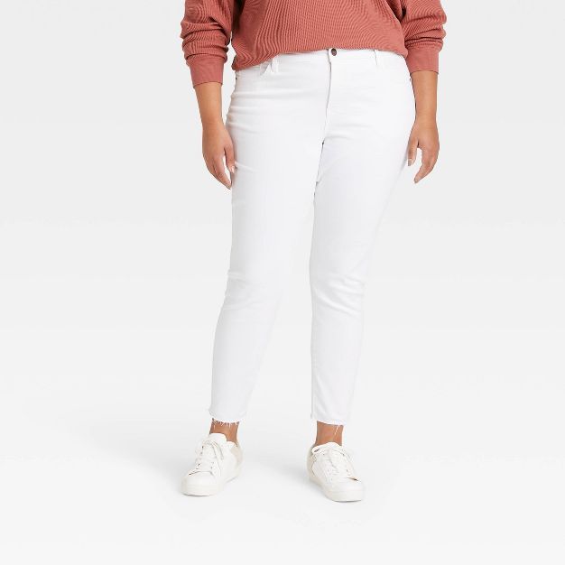 Women's Plus Size Mid-Rise Skinny Jeans - Ava & Viv™ White | Target