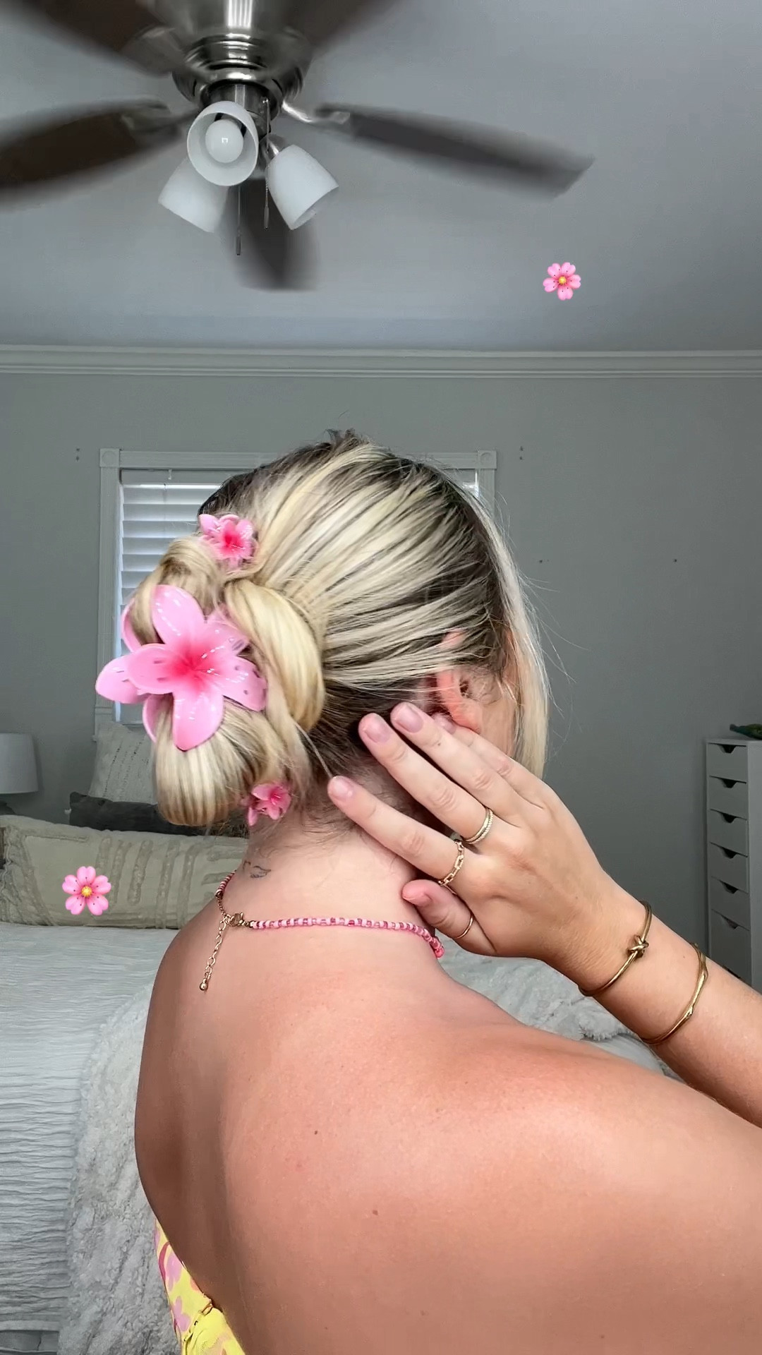 These clips are SOOO stinkin cute!! 

#LTKBeauty #LTKStyleTip