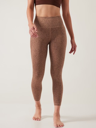 Salutation Stash 7/8 Tight | Athleta