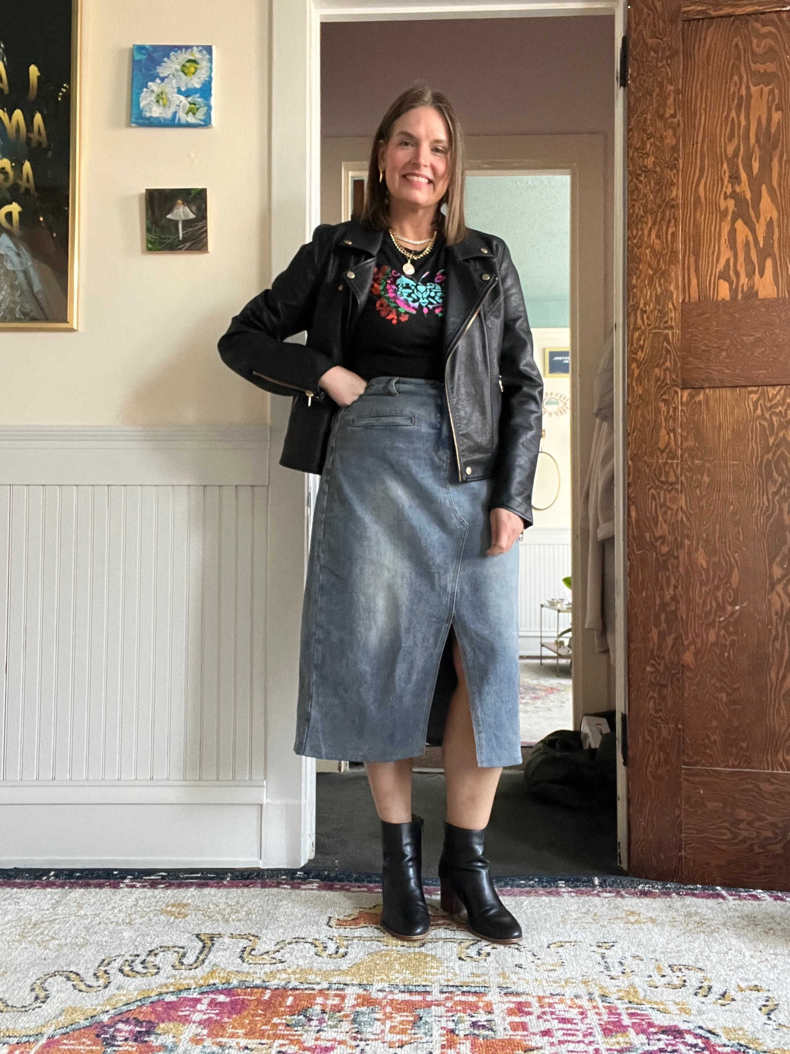 Denim vest looks 

#LTKSeasonal #LTKMidsize #LTKOver40