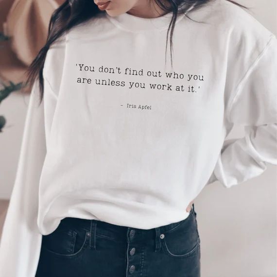 Iris Apfel Sweatshirt Designer Sweatshirt Cozy Mental Health | Etsy | Etsy (US)