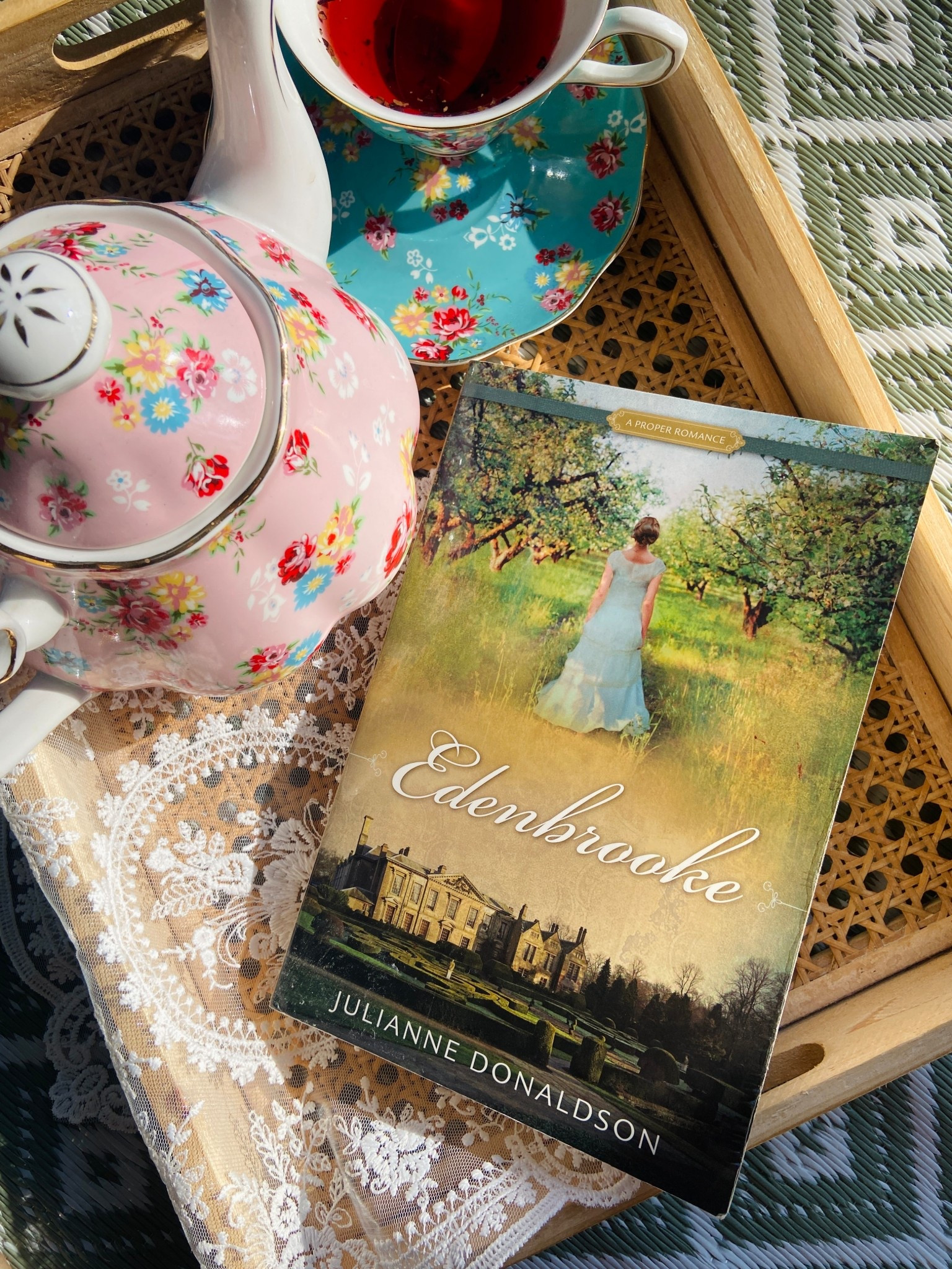 Obsessed with this love story 💕 

#LTKSeasonal #LTKSaleAlert #LTKdayinmylife