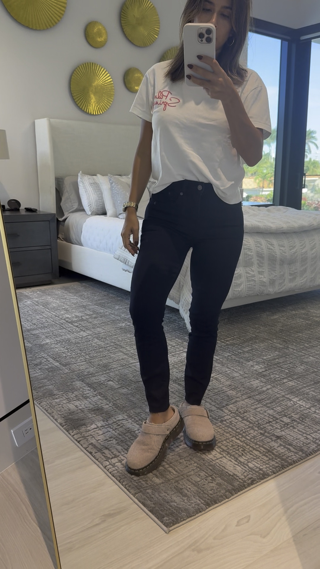 Perfect fit skinny jeans 

#LTKGiftGuide #LTKWatchNow #LTKHoliday