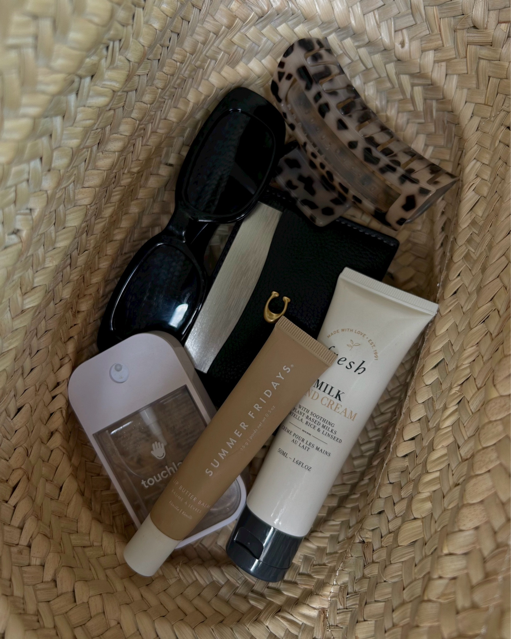 what’s in my bag: summer edition

1. @touchland hand sanitizer
2. @freshbeauty hand cream (sold out)
3. @summerfridays lip butter balm
4. @coach card holder
5. @amazon black sunnies
6. hair claw (sold out)
7. basket bag from @etsy (sold out)

summer style, summer bag, basket bag, woven bag, beach bag, hollyfrocks#LTKItBag

#LTKTravel
