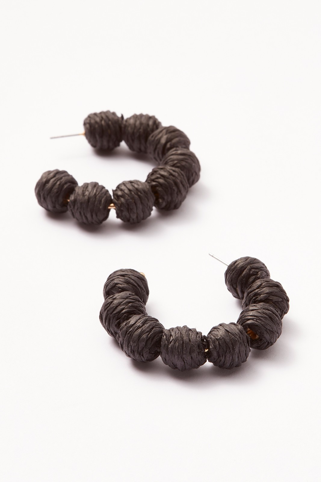 EVEREVE Emmie Statement Hoop Earrings | EVEREVE | Evereve