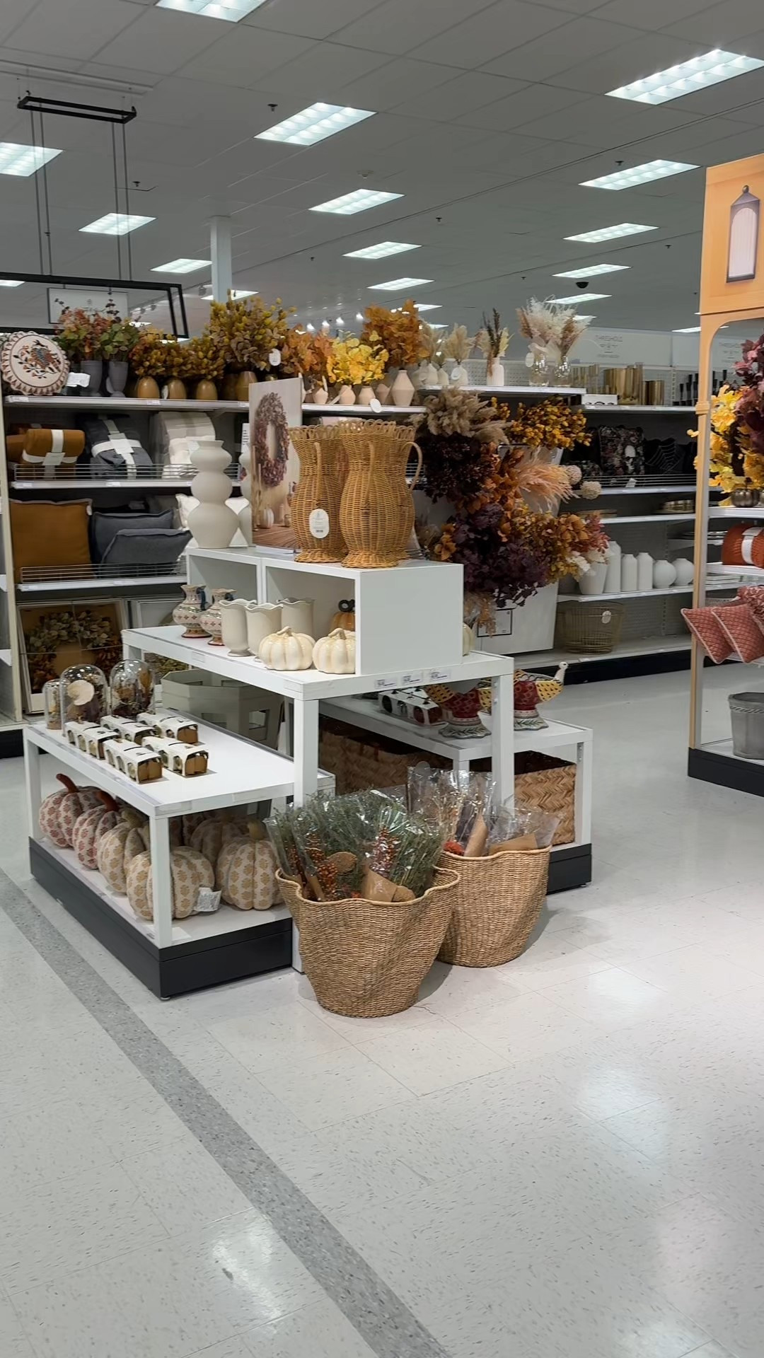 ✨ Target fall finds are here 🍂 From cozy candles that smell amazing to pretty florals, stunning glassware, and even a few cute Halloween pieces—you’ll want to grab these before they’re gone! 🖤 #TargetFinds #FallDecor #HalloweenAtTarget #TargetStyle #CozyHome

#LTKHome #LTKSeasonal