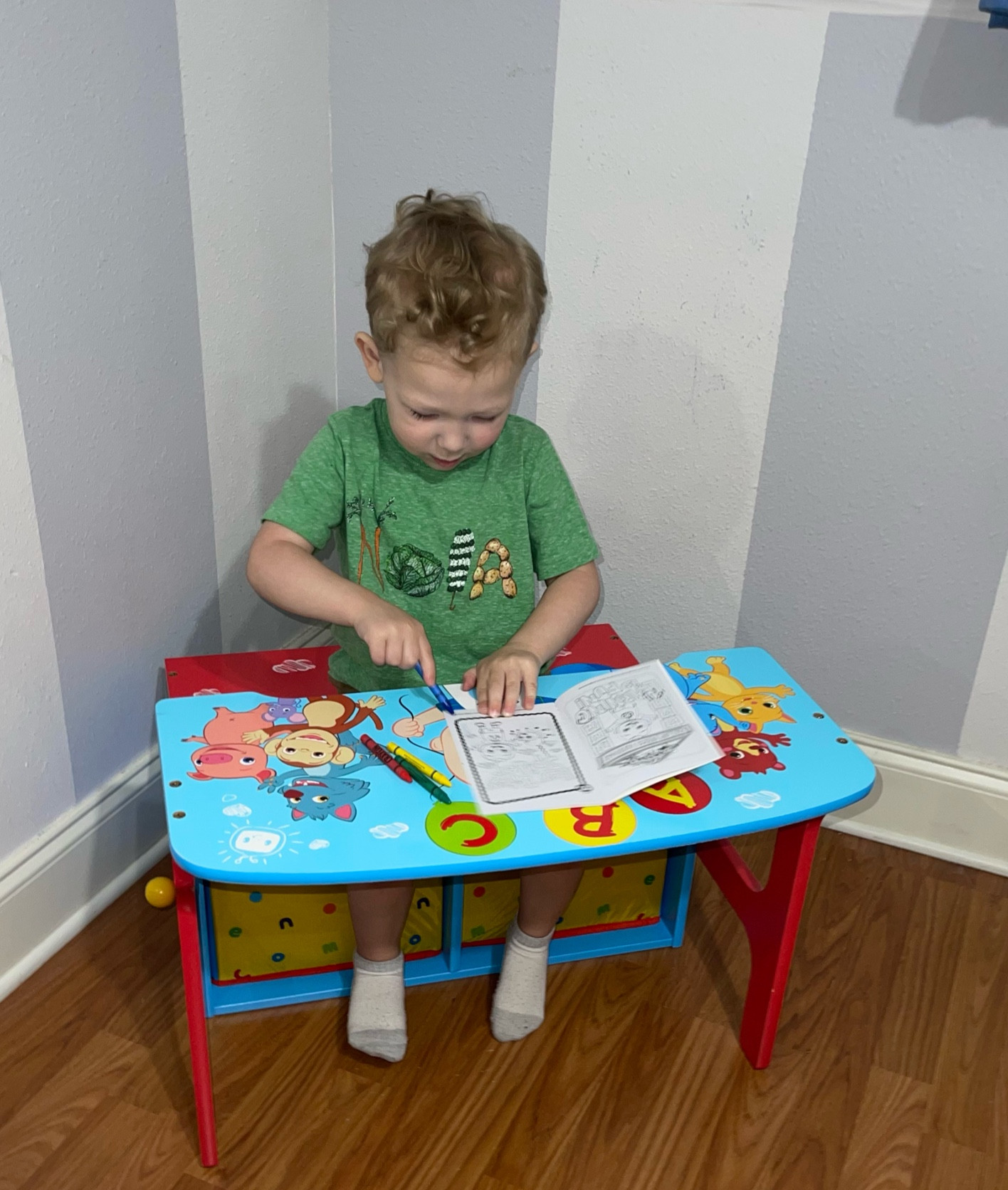 The BEST 2-in1 bench/desk combo! #delta #deltachildren #cocomelon 

#LTKGiftGuide #LTKhome #LTKkids