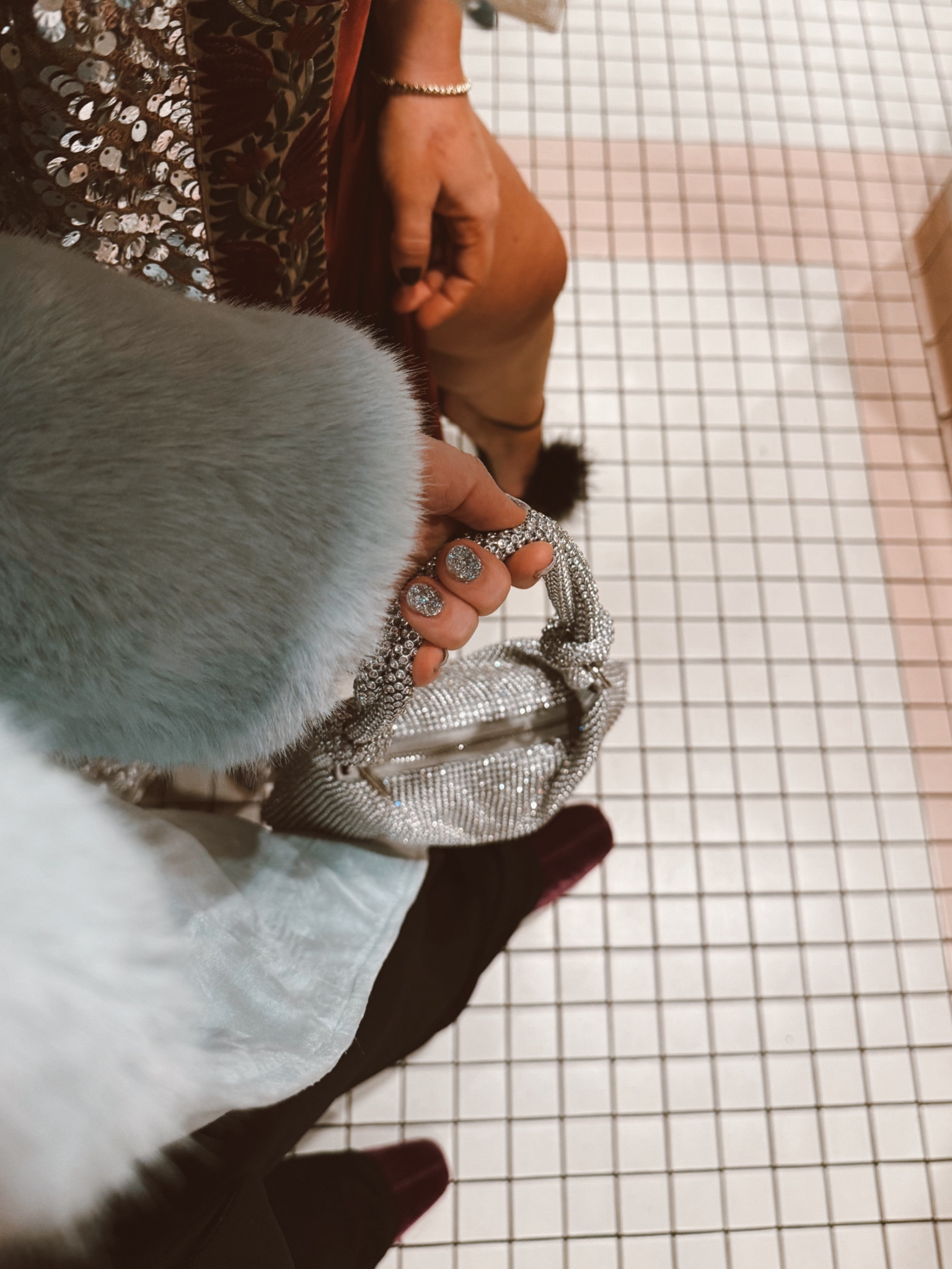 Perfect holiday clutch 

#LTKSeasonal #LTKGiftGuide #LTKHoliday